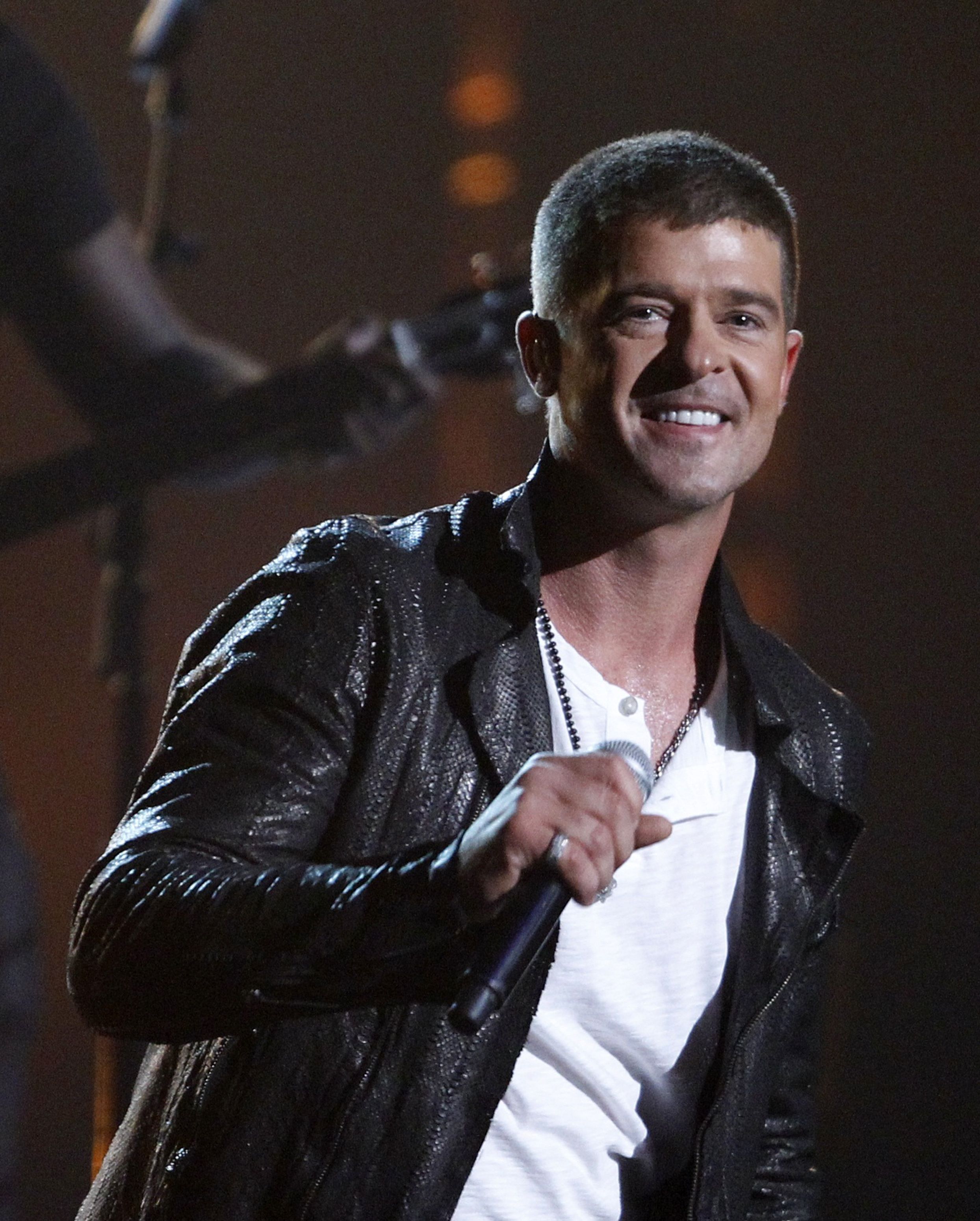 robin-thicke-net-worth