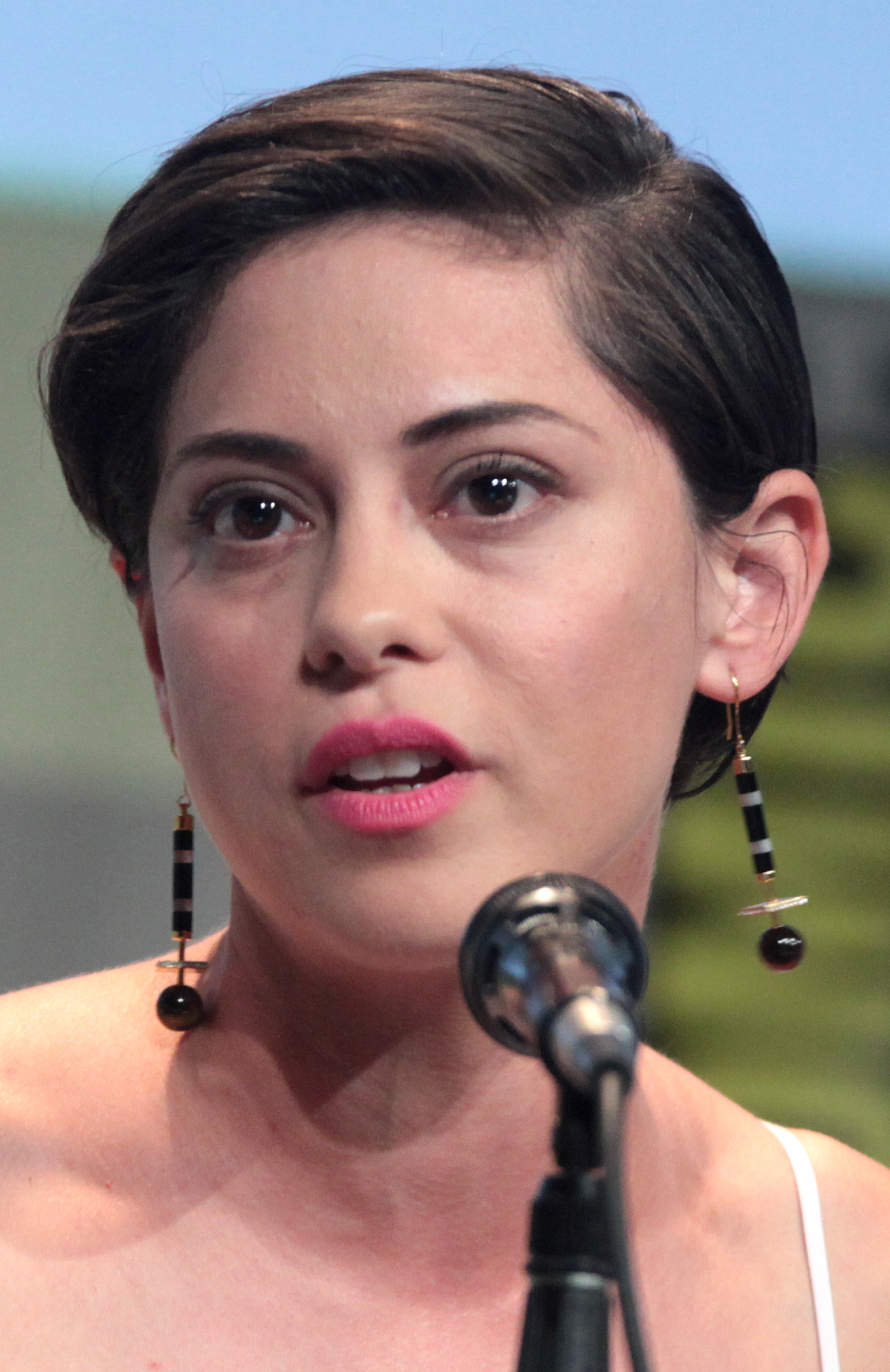 rosa-salazar-pictures