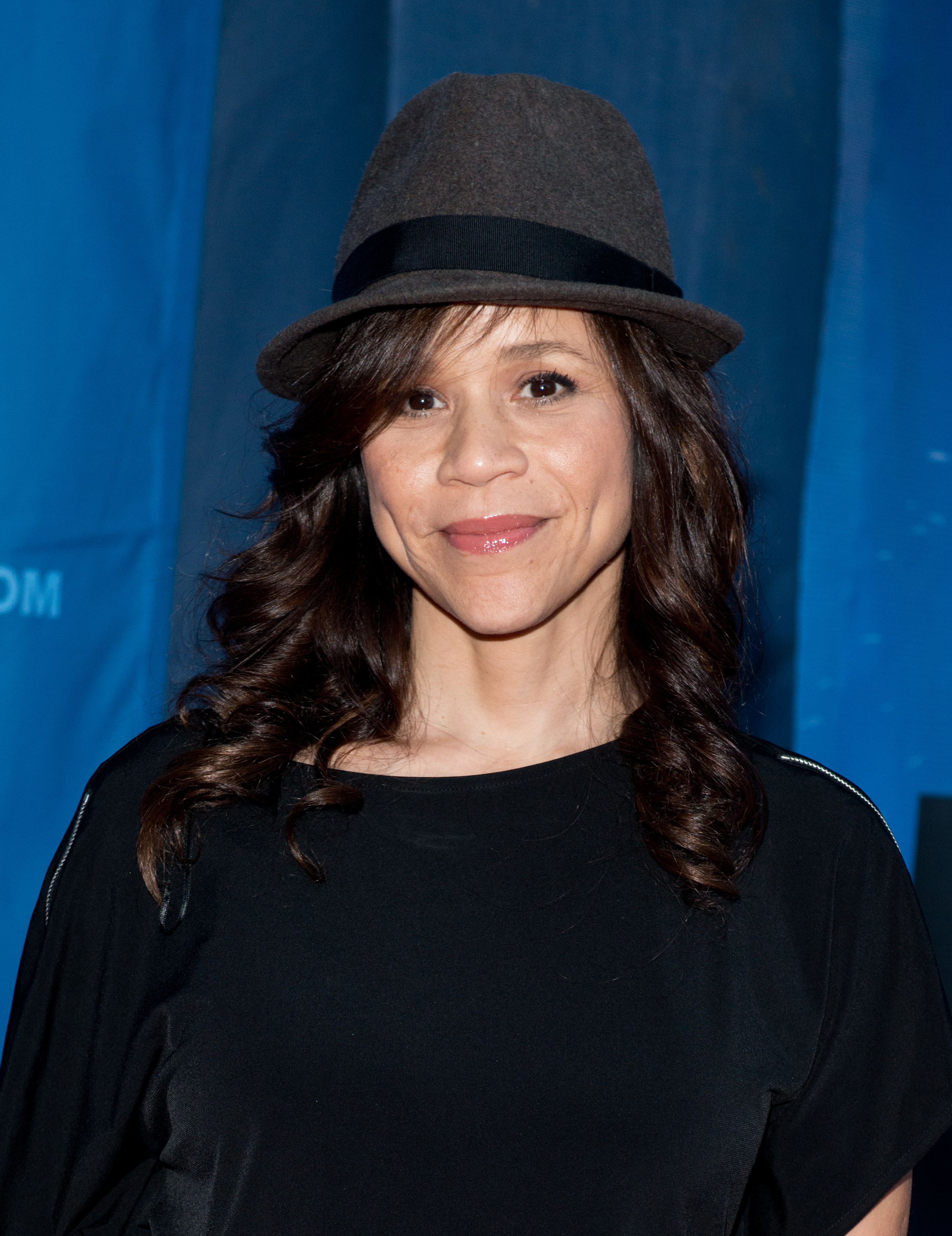 rosie-perez-young