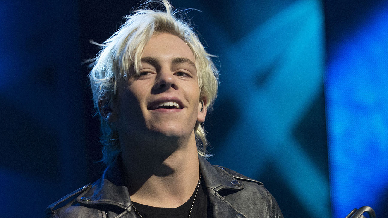 photos-of-ross-lynch