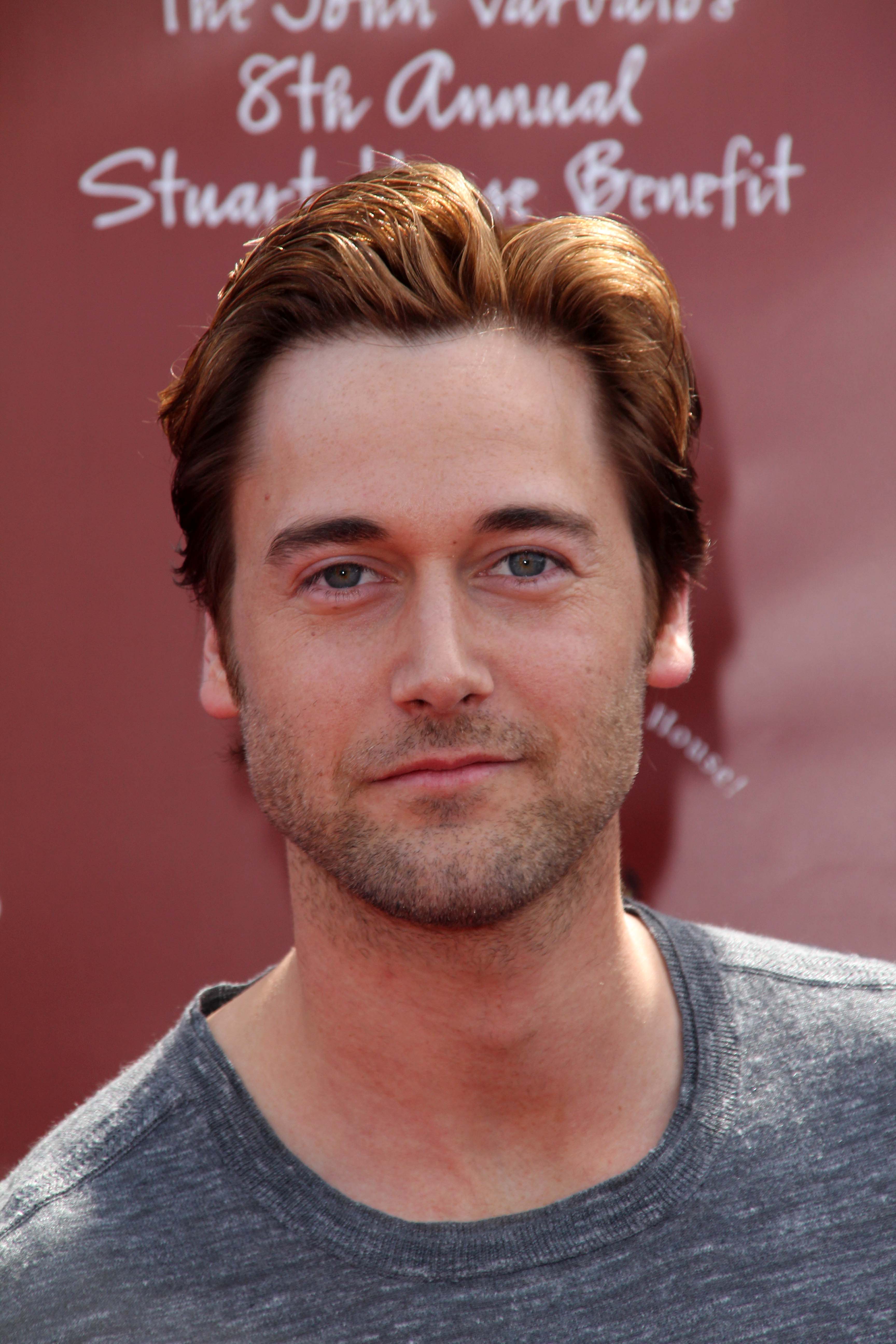 ryan-eggold-gossip