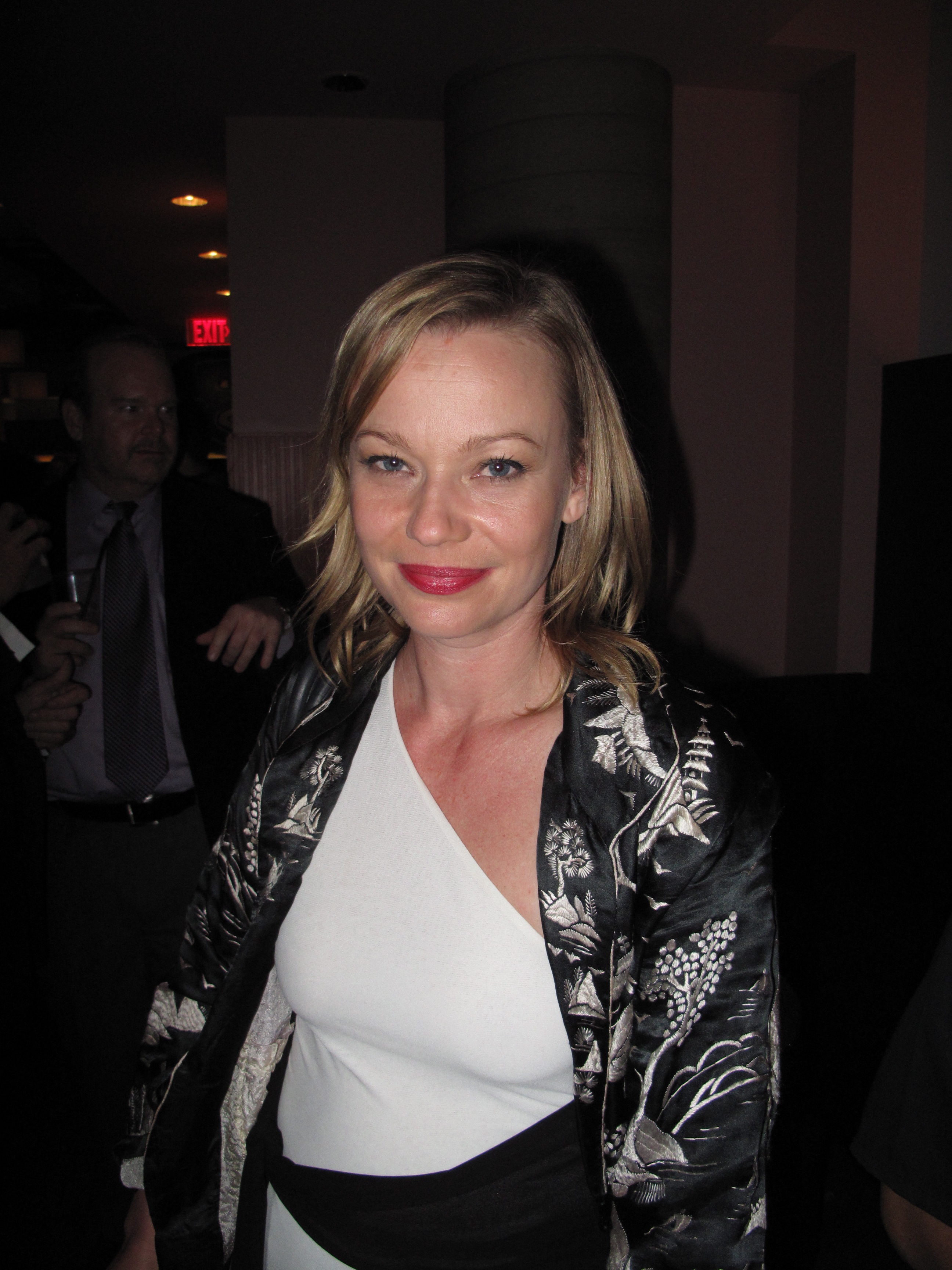 More Pictures Of Samantha Mathis. 