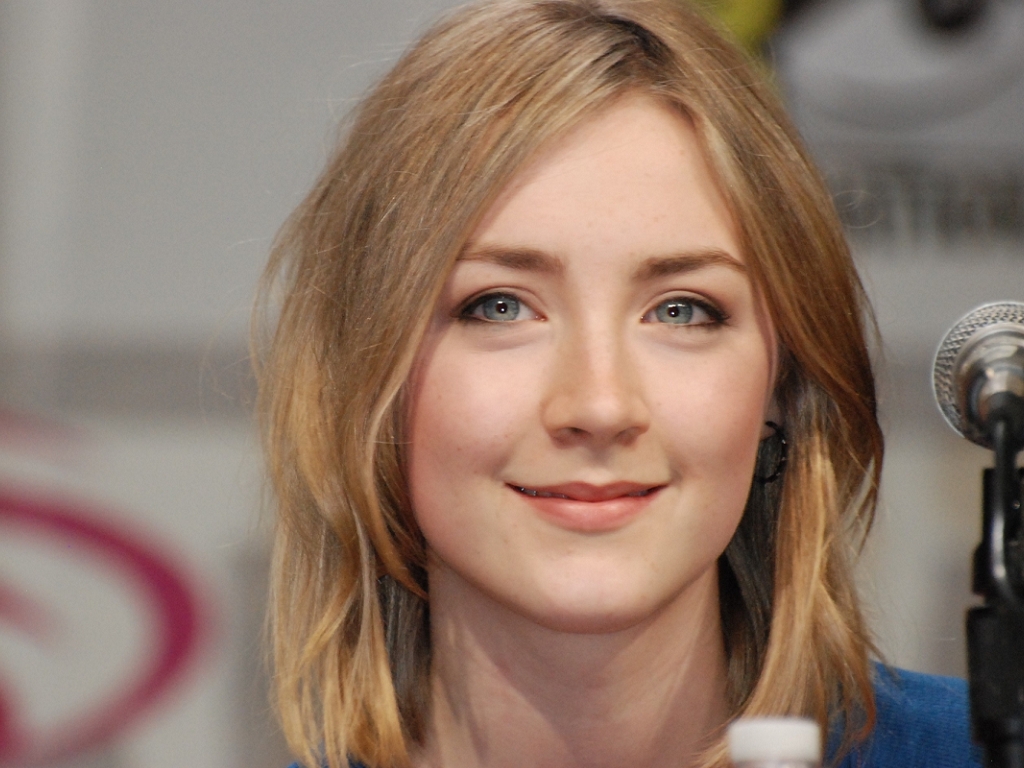 best-pictures-of-saoirse-ronan