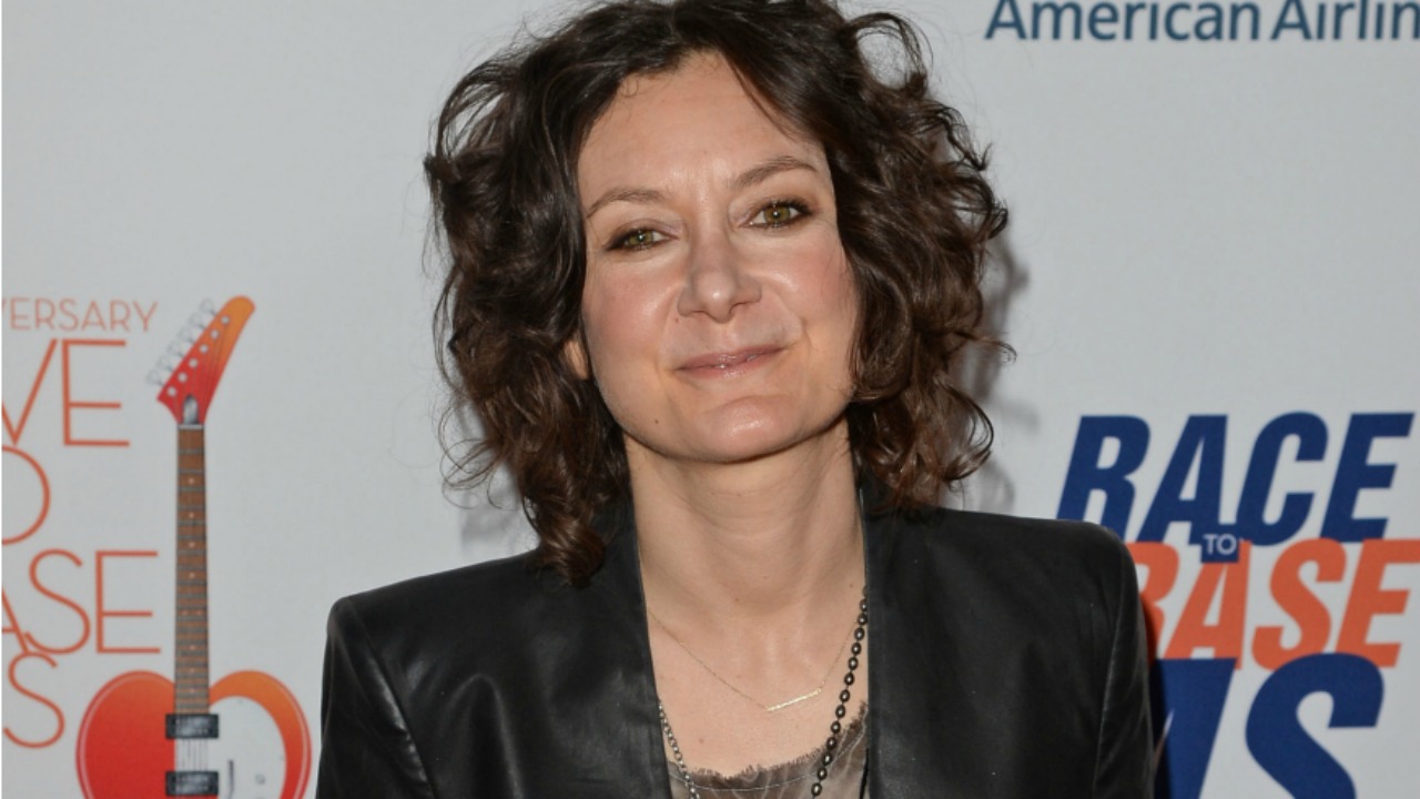 sara-gilbert-2015