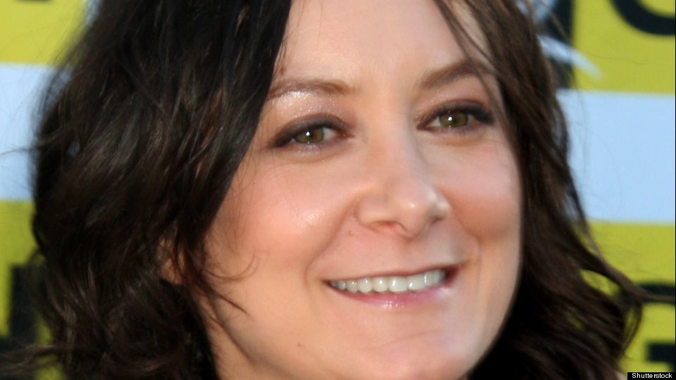 sara-gilbert-wallpaper