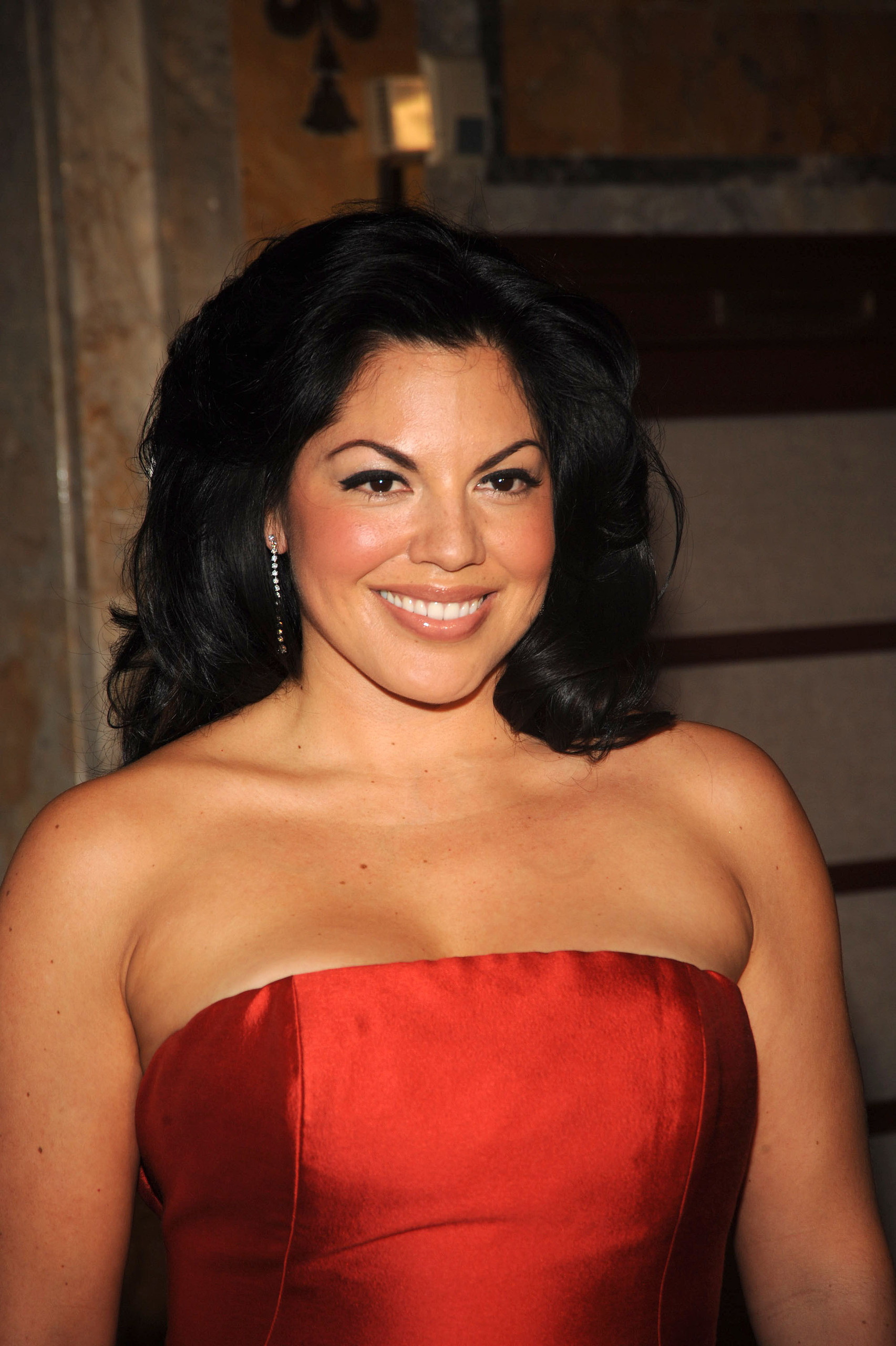 sara-ramirez-hd-wallpaper