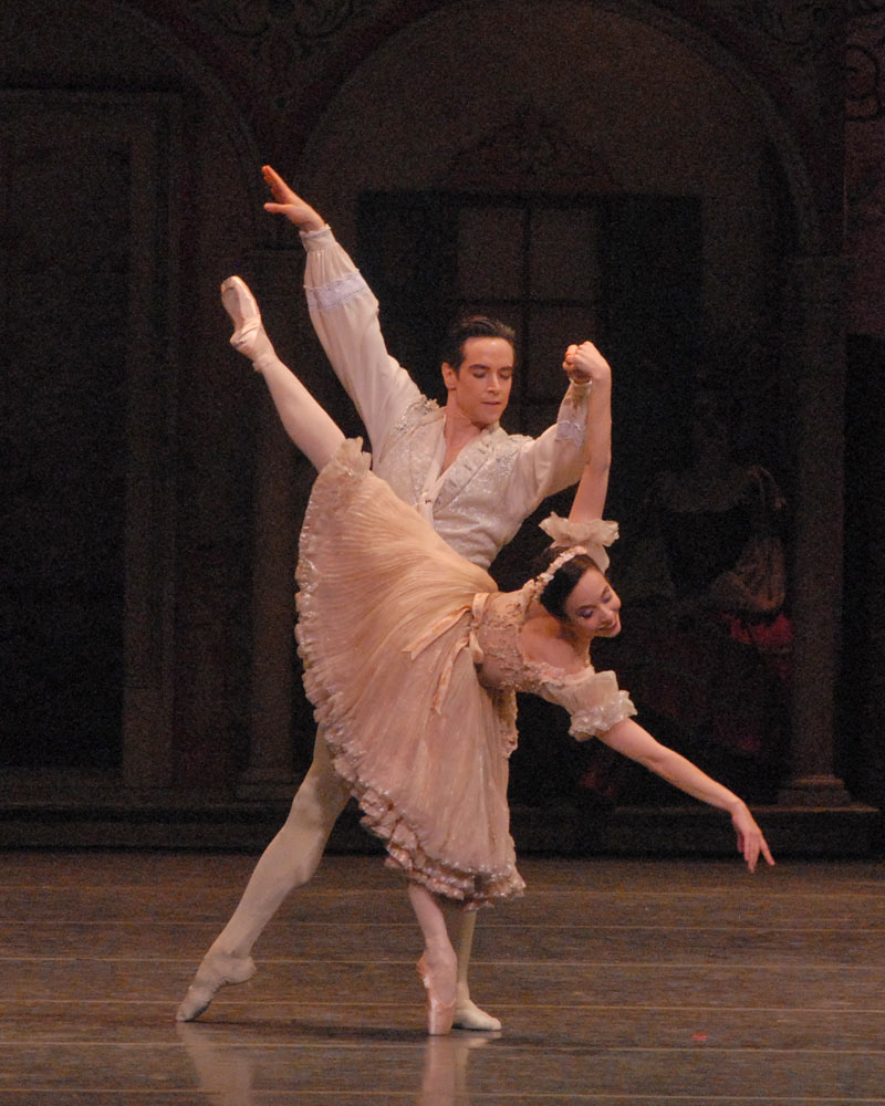 best-pictures-of-sascha-radetsky