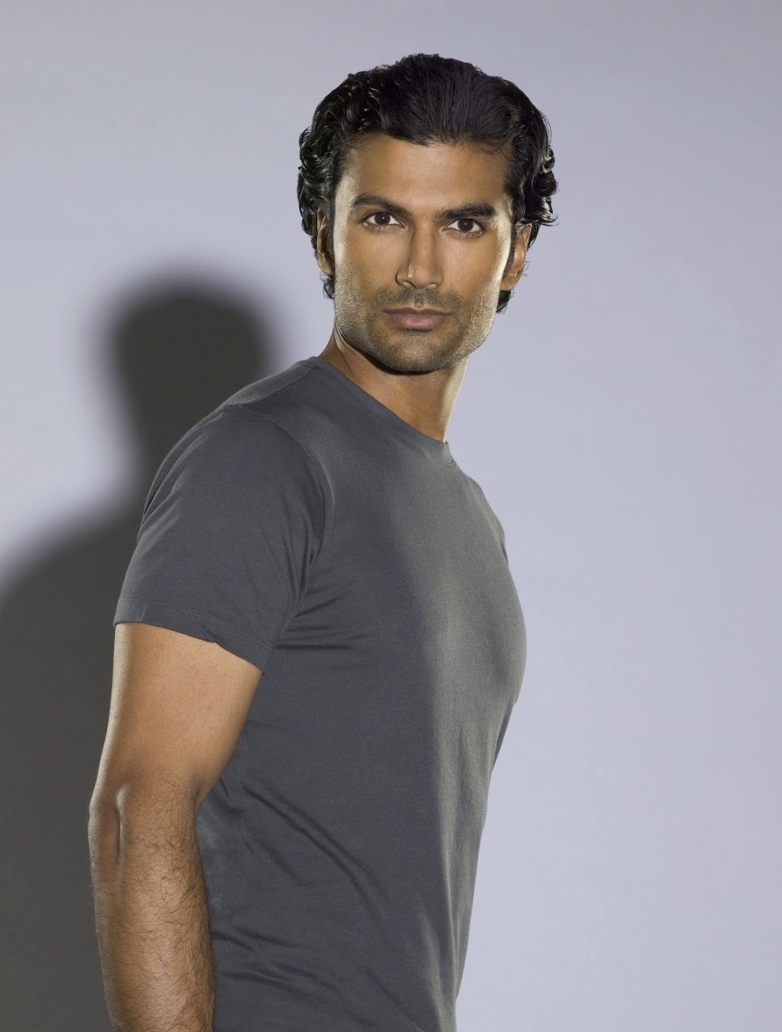 sendhil-ramamurthy-family