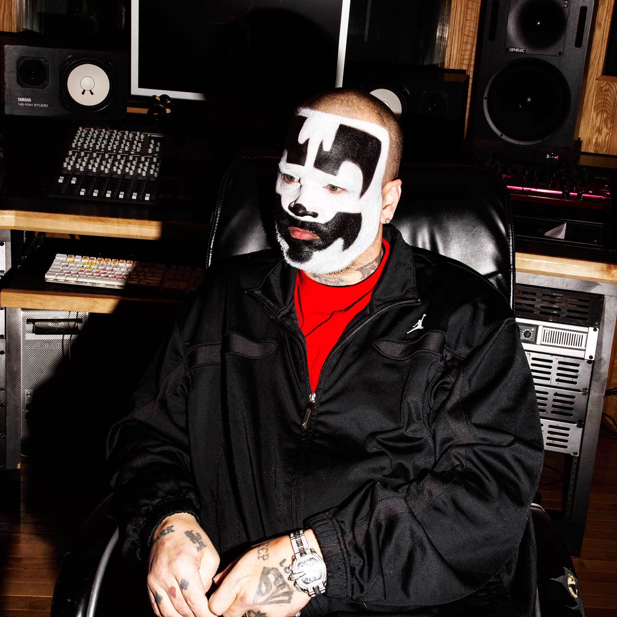 shaggy 2 dope young. shaggy-2-dope-young. 