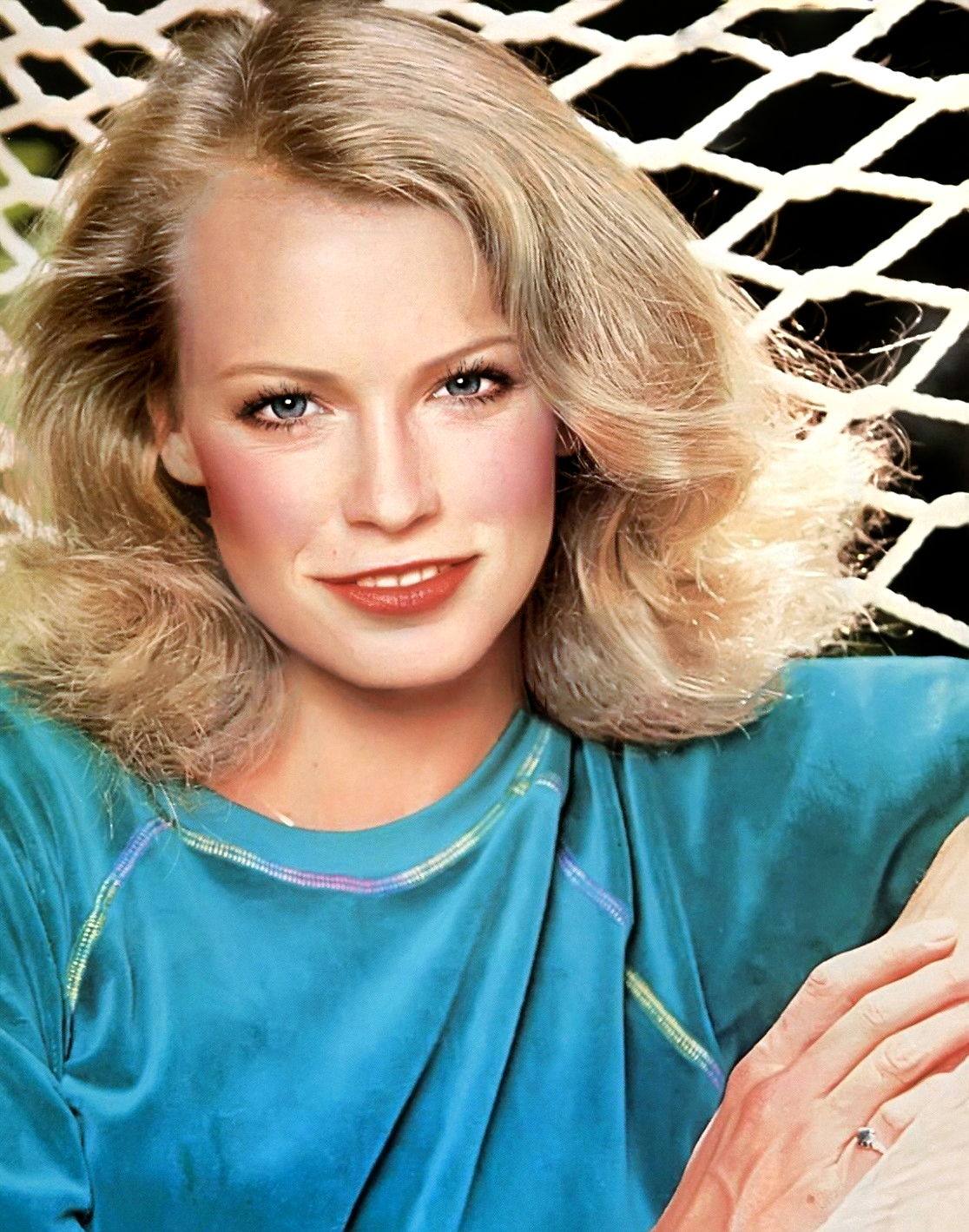 shelley-hack-hd-wallpaper