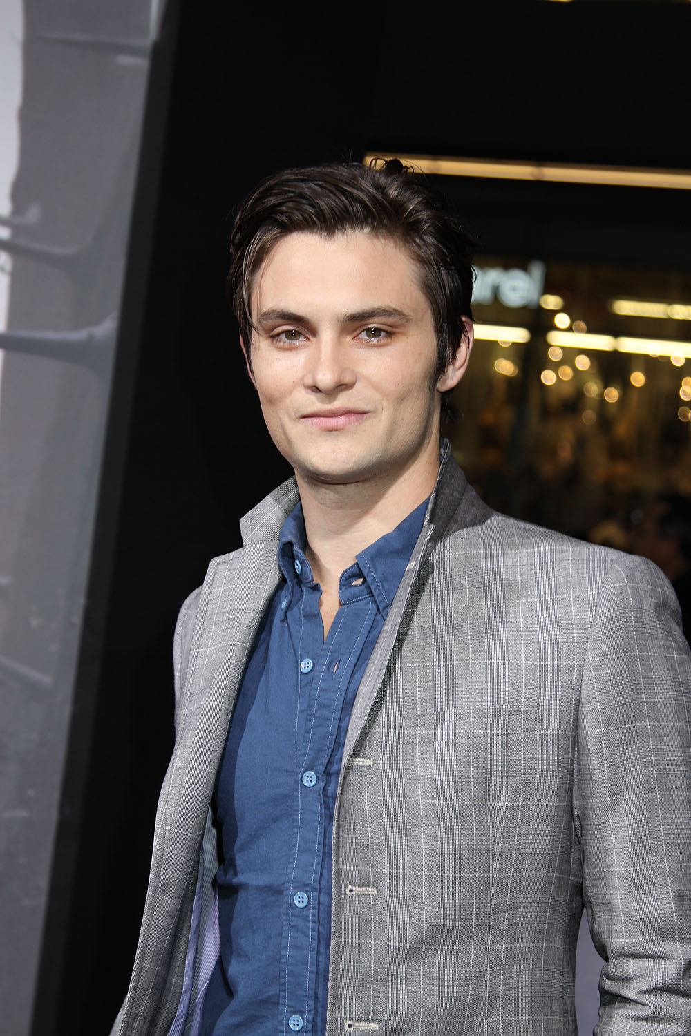 photos-of-shiloh-fernandez