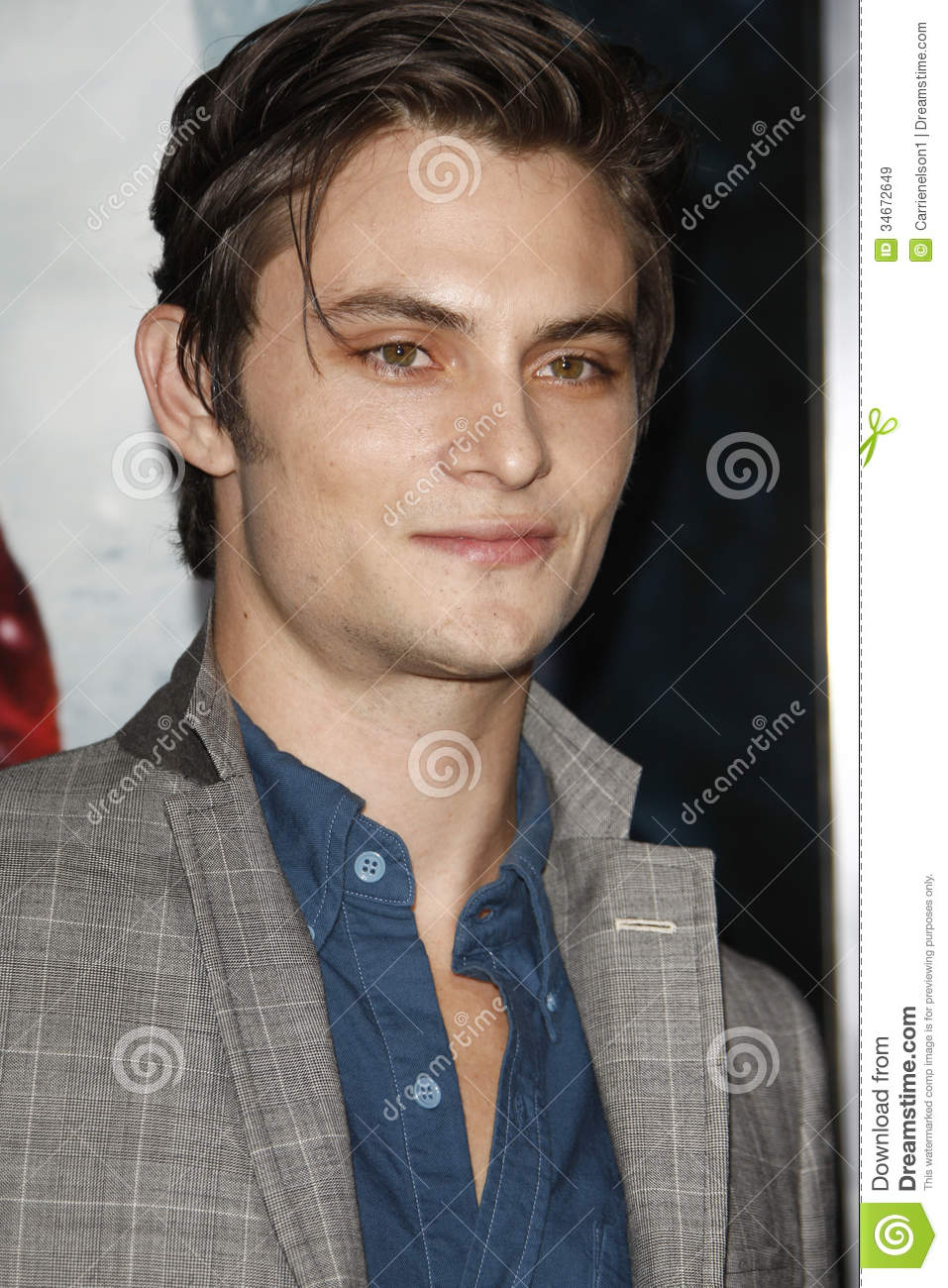 shiloh-fernandez-news