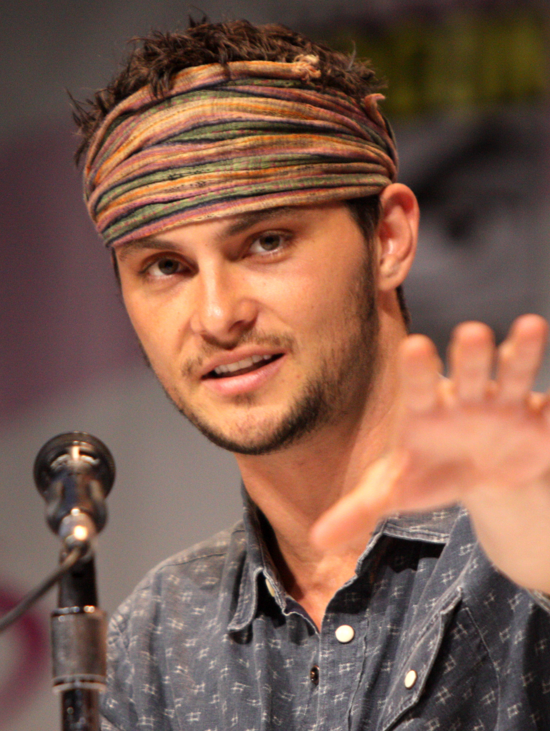 shiloh-fernandez-pictures