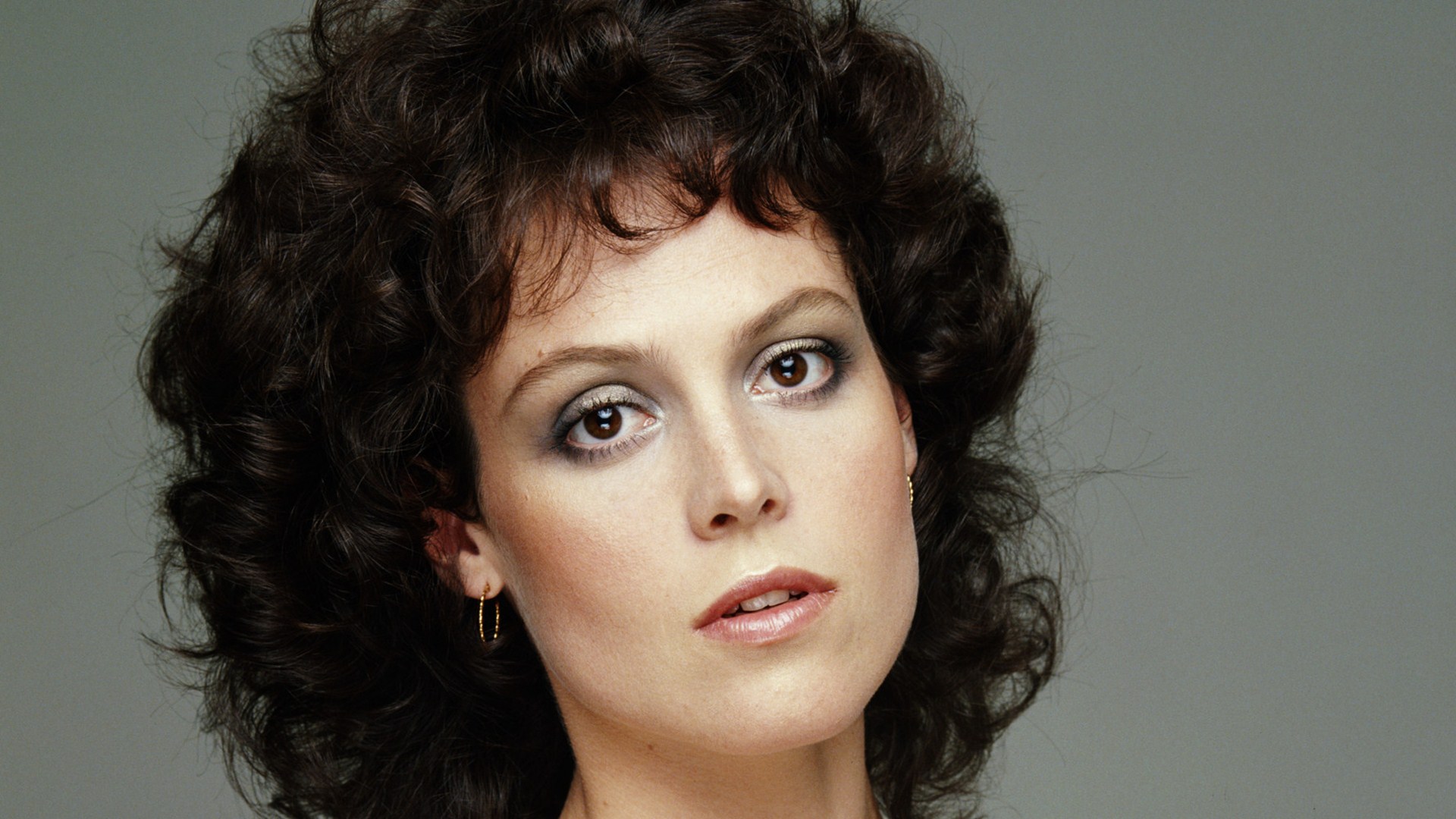 sigourney-weaver-2015