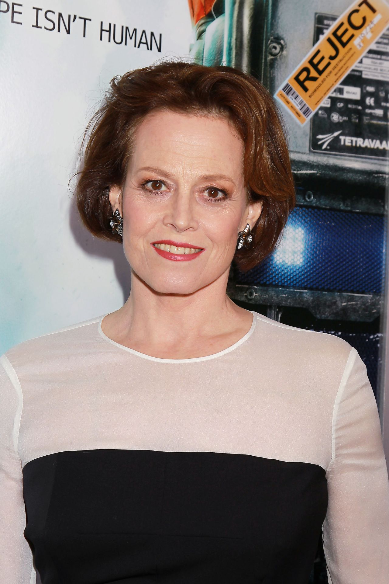 sigourney-weaver-young