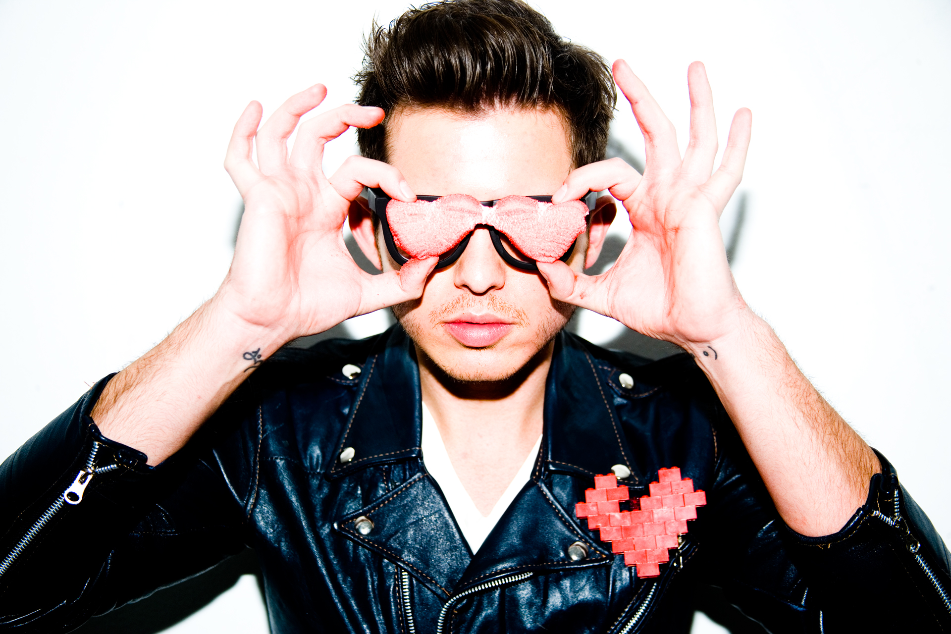 best-pictures-of-simon-curtis