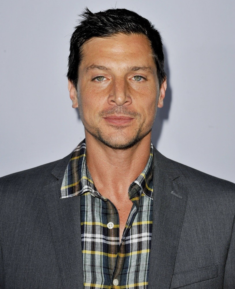 simon-rex-pictures