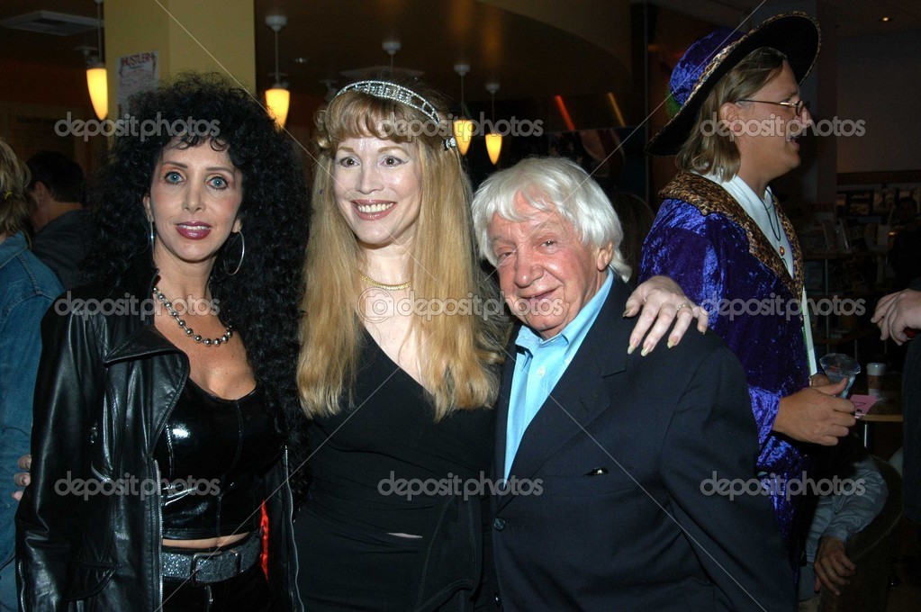 best-pictures-of-skip-e-lowe