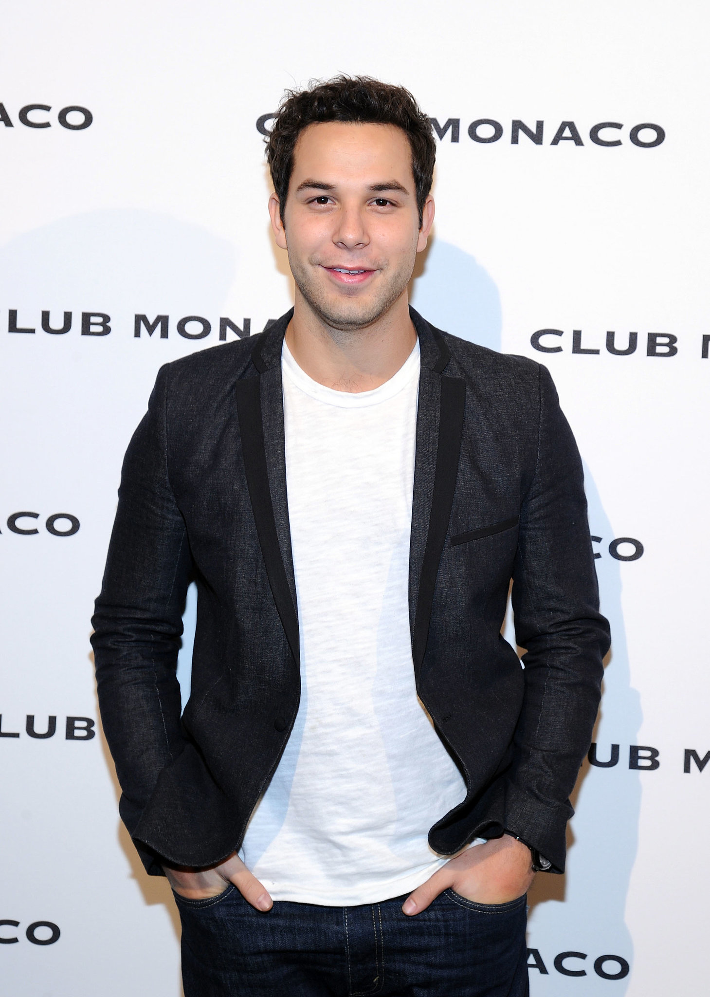 skylar-astin-house