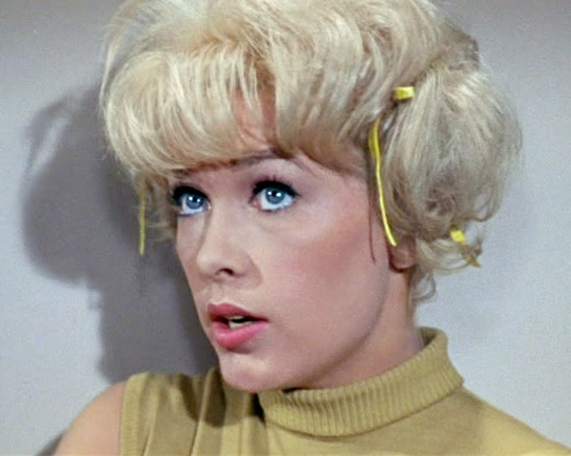 stella-stevens-photos