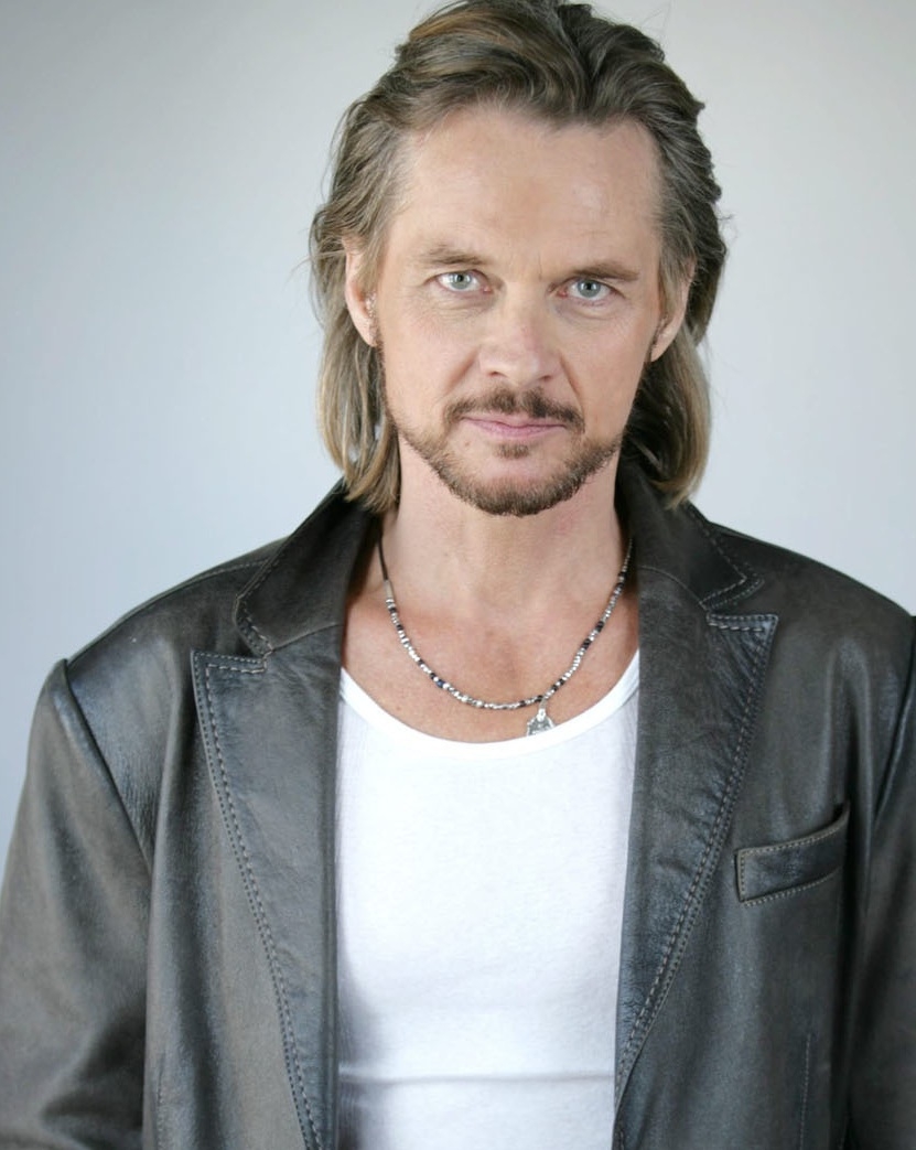 stephen-nichols-images