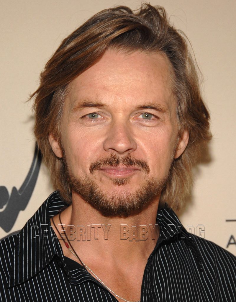 stephen-nichols-pictures