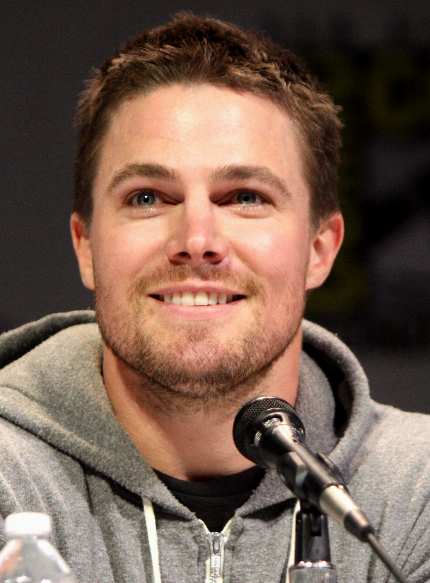 best-pictures-of-stephen-oliver-actor