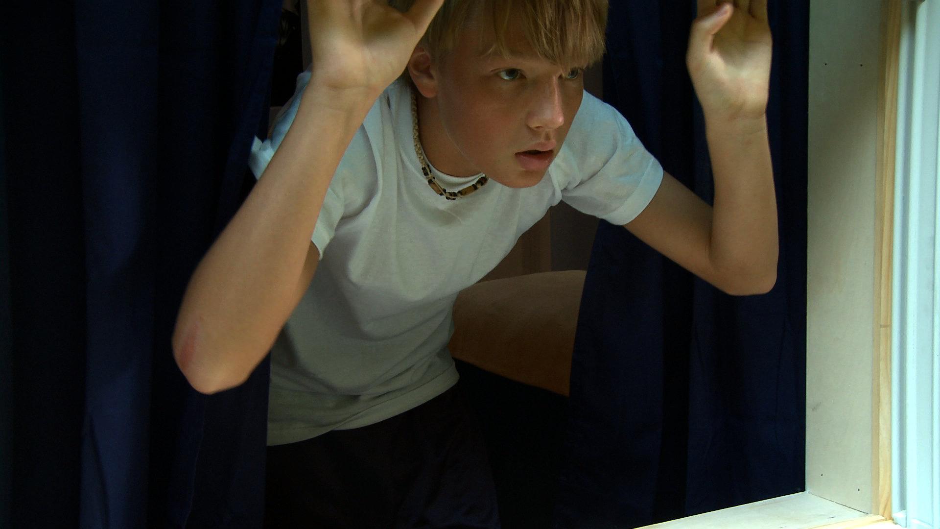 Зак баттерфилд. The Abduction of Zack Butterfield 2011. Похищение Зака Баттерфилда. ТИДЖЕЙ Планкетт. ТИДЖЕЙ Планкетт похищение Зака Баттерфилда.