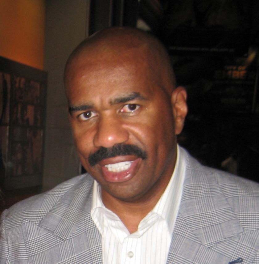 best-pictures-of-steve-harvey