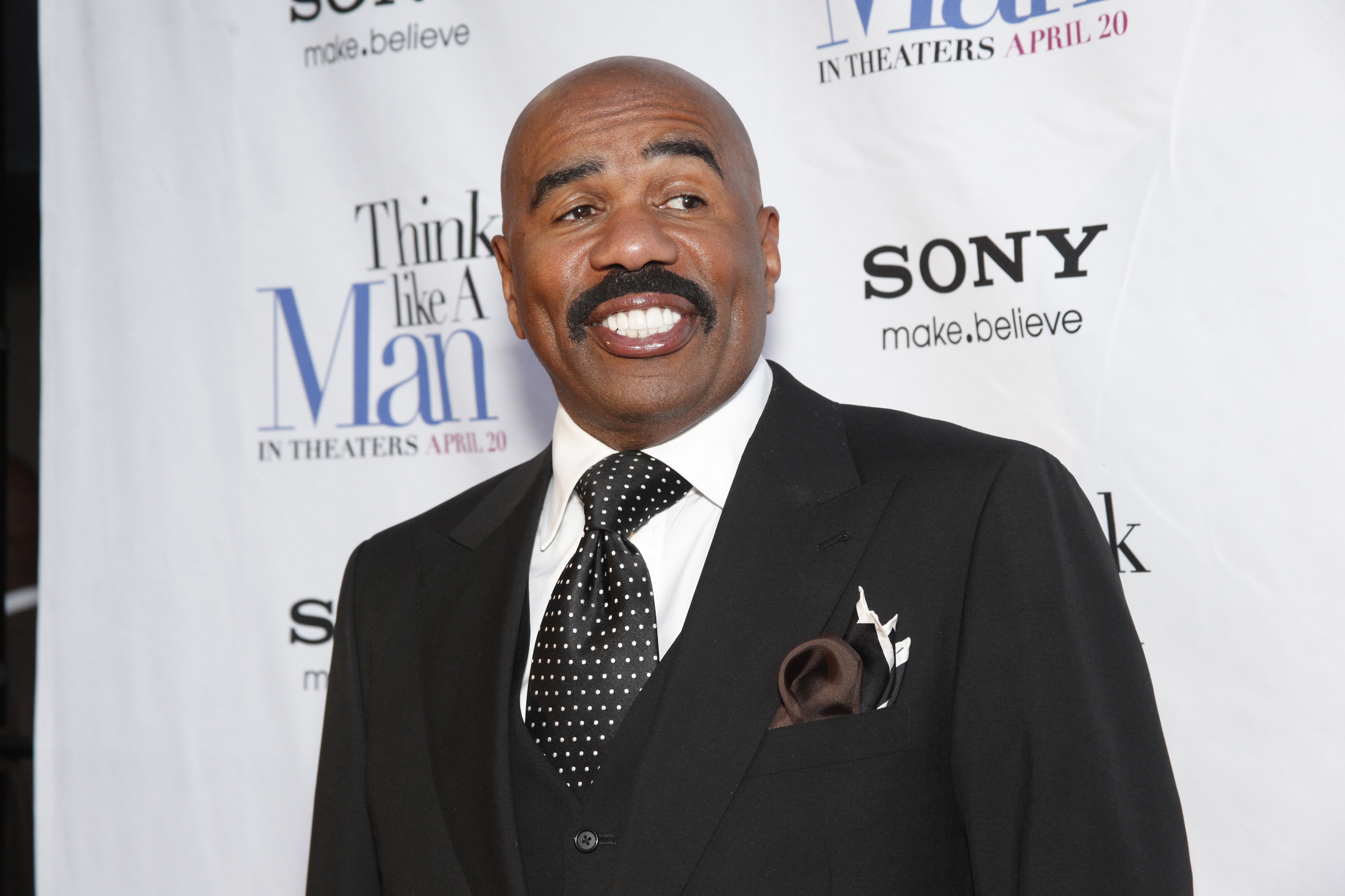 steve-harvey-hd-wallpaper