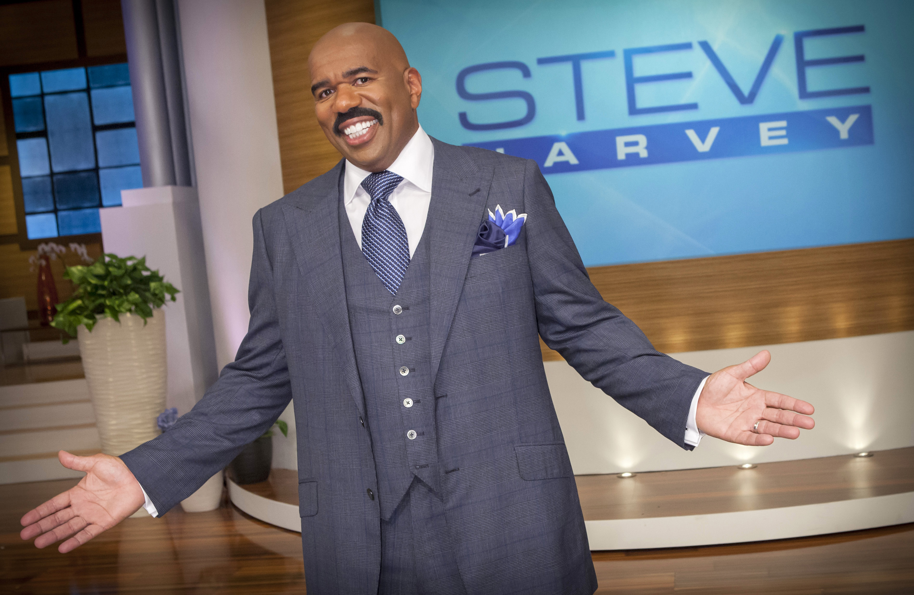 steve-harvey-summertime