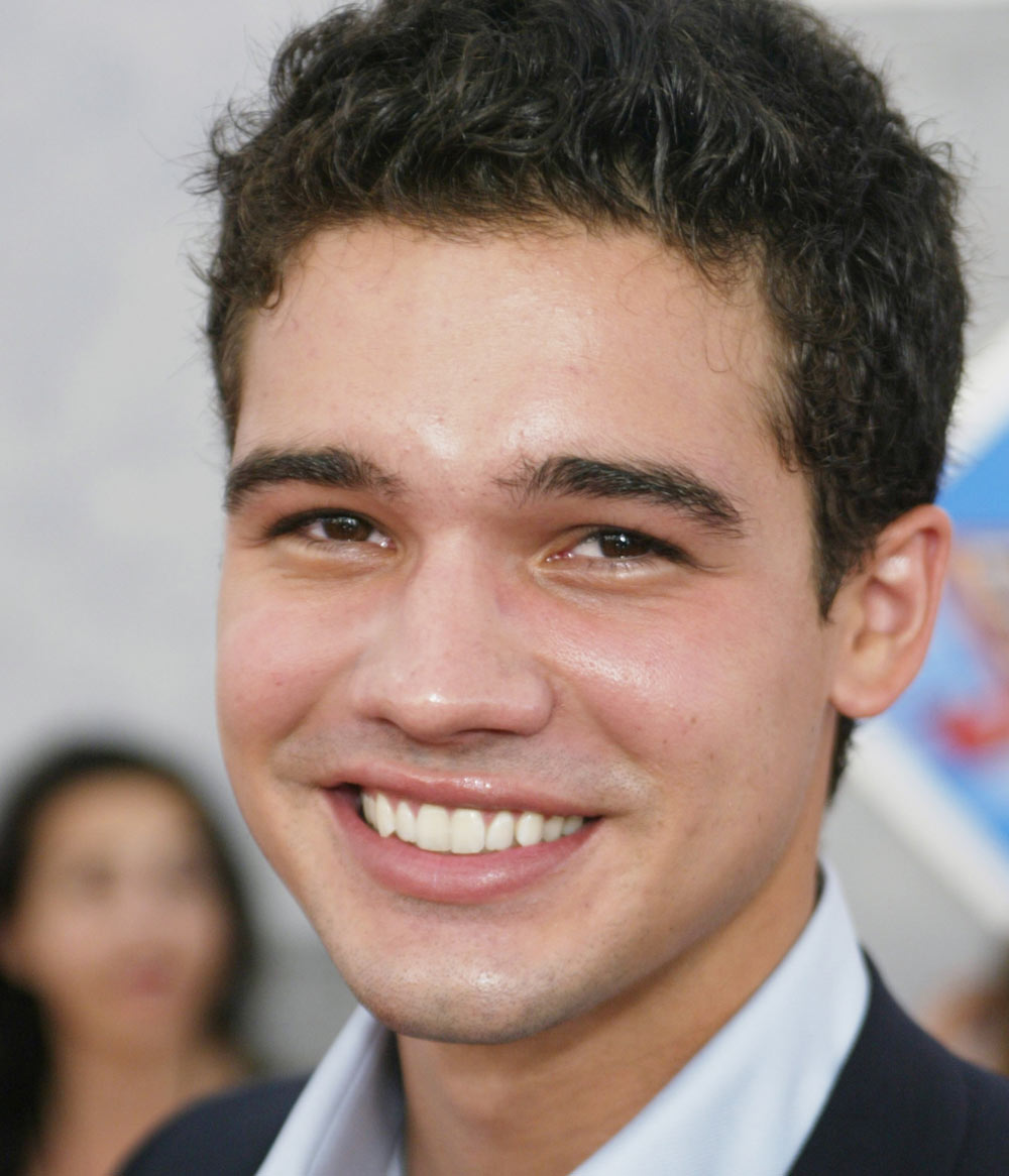 steven-strait-family