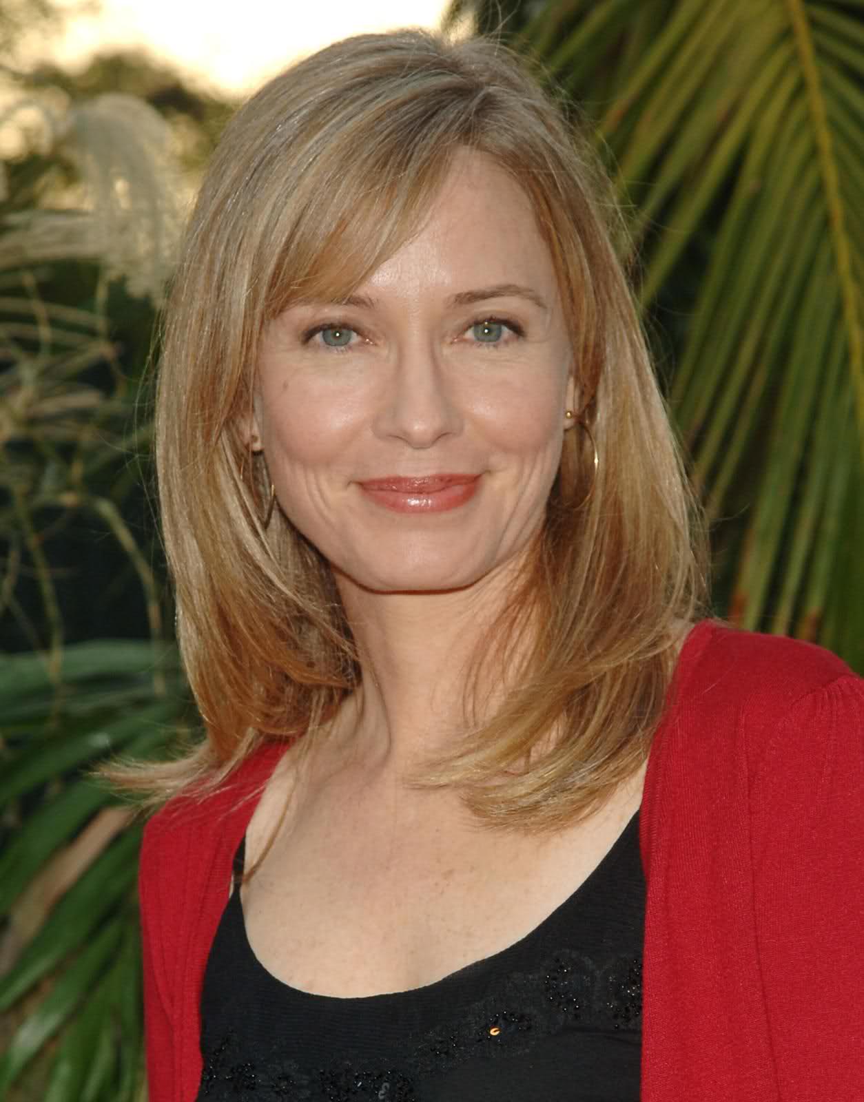 best-pictures-of-susanna-thompson