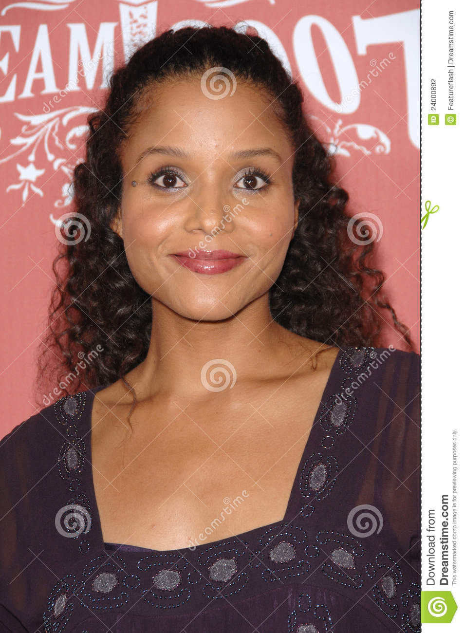 sydney-tamiia-poitier-images