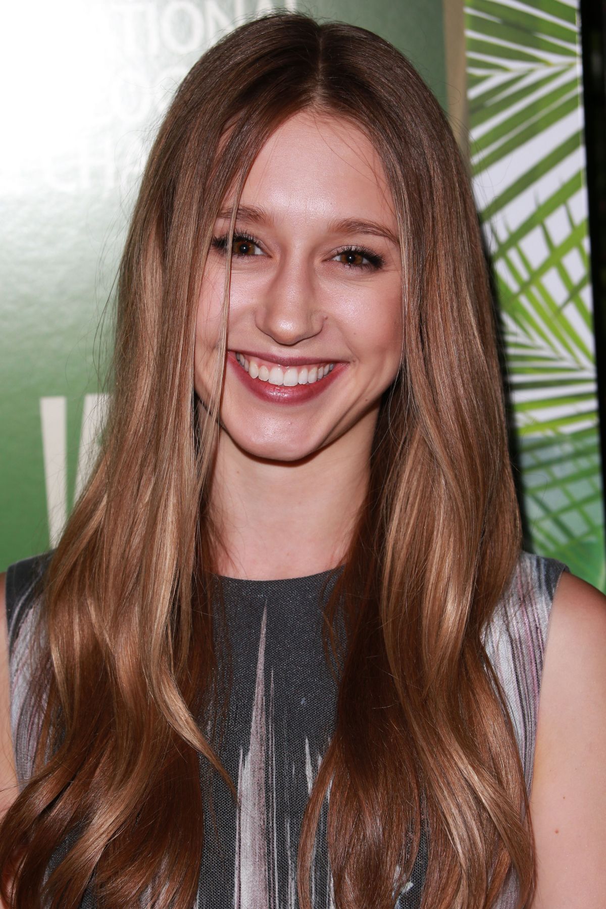 taissa-farmiga-party