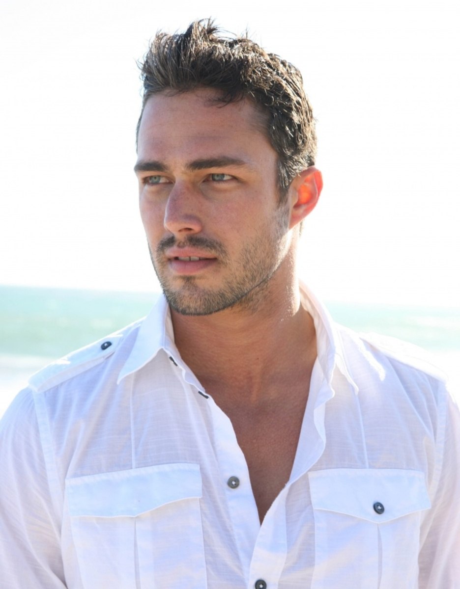 taylor-kinney-2015