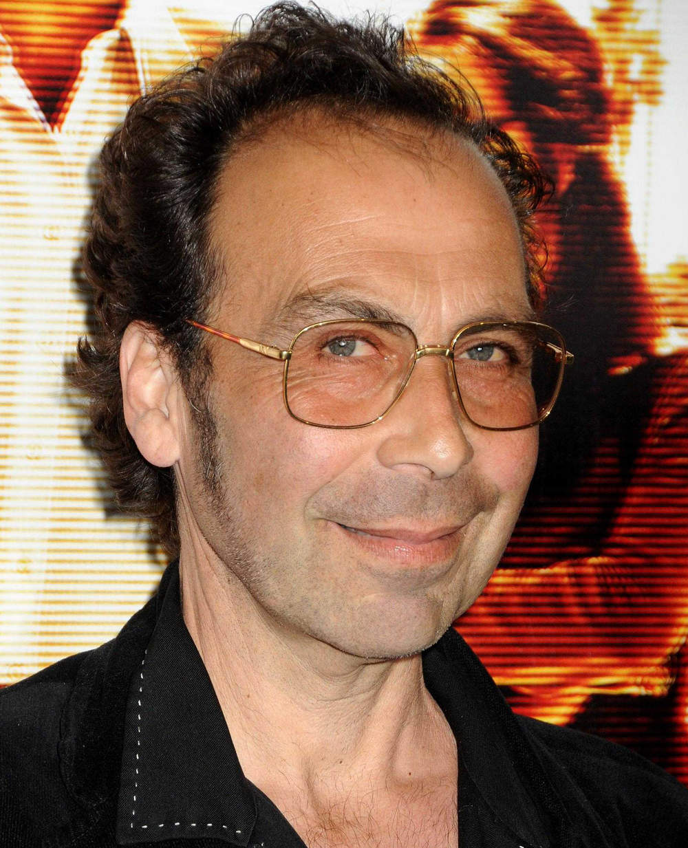 taylor-negron-net-worth