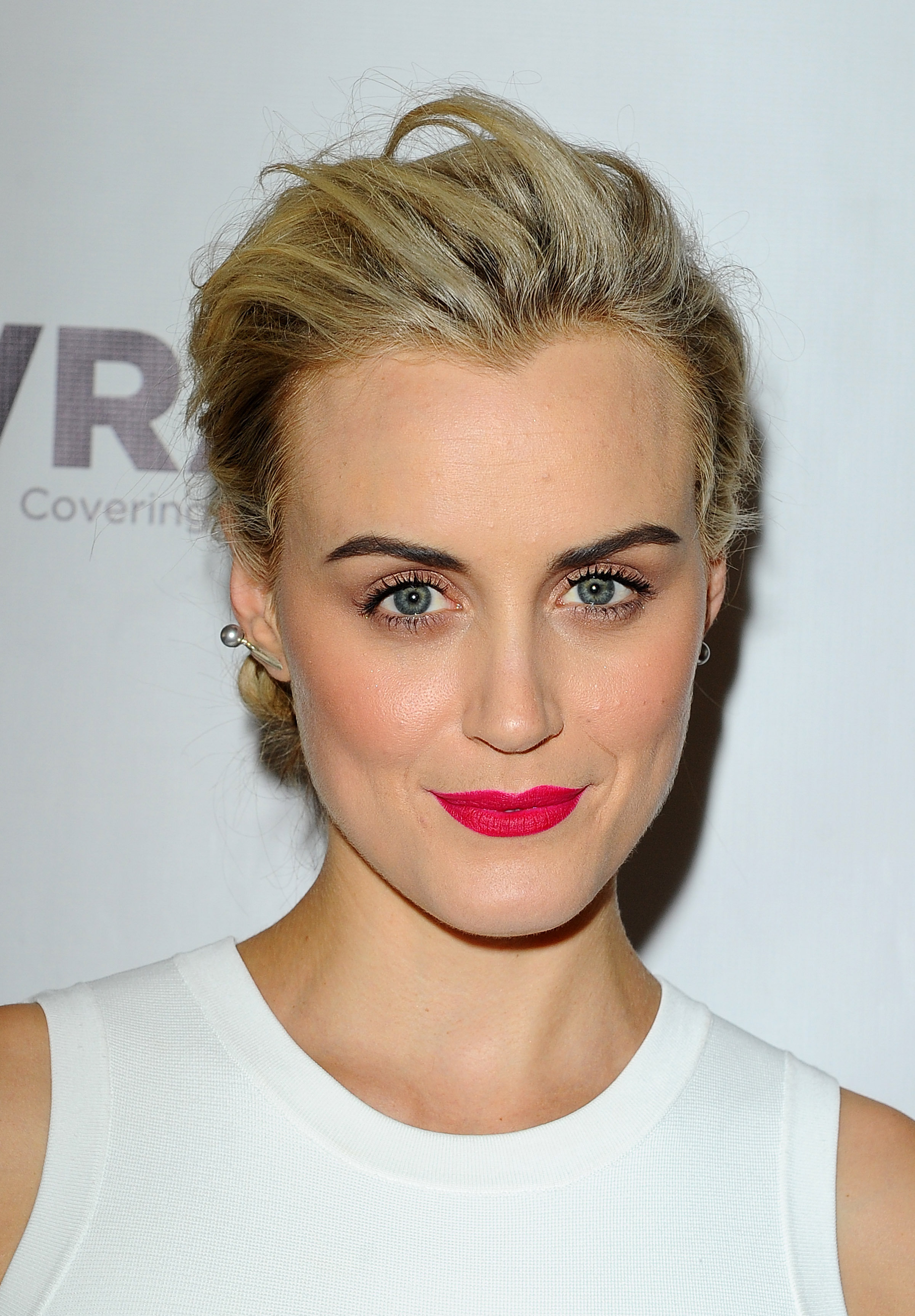 taylor-schilling-house
