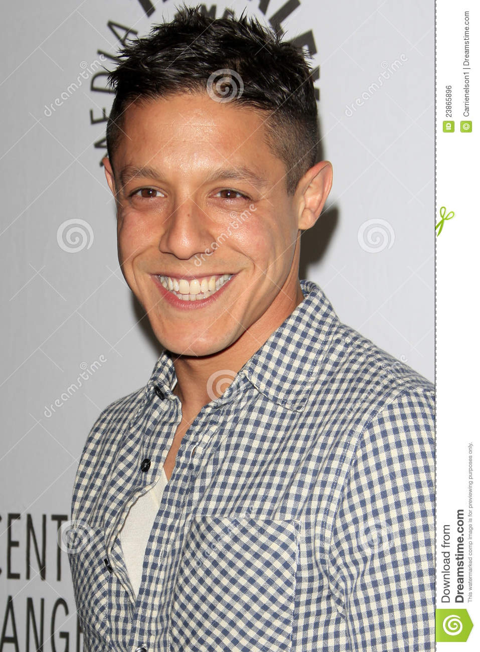 theo-rossi-2015