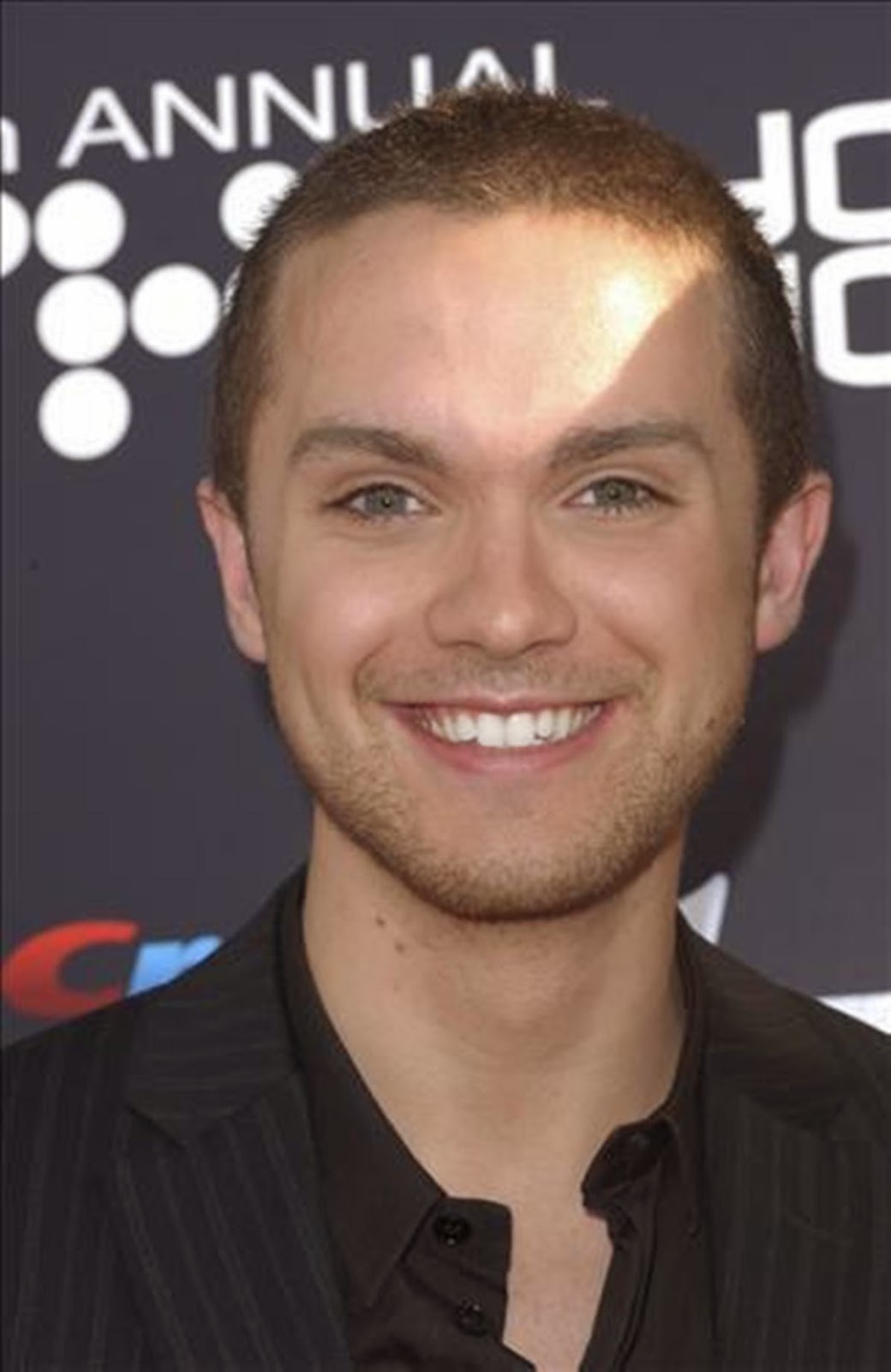 thomas-dekker-actor-wallpapers