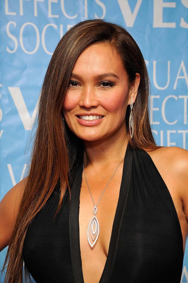 tia-carrere-scandal