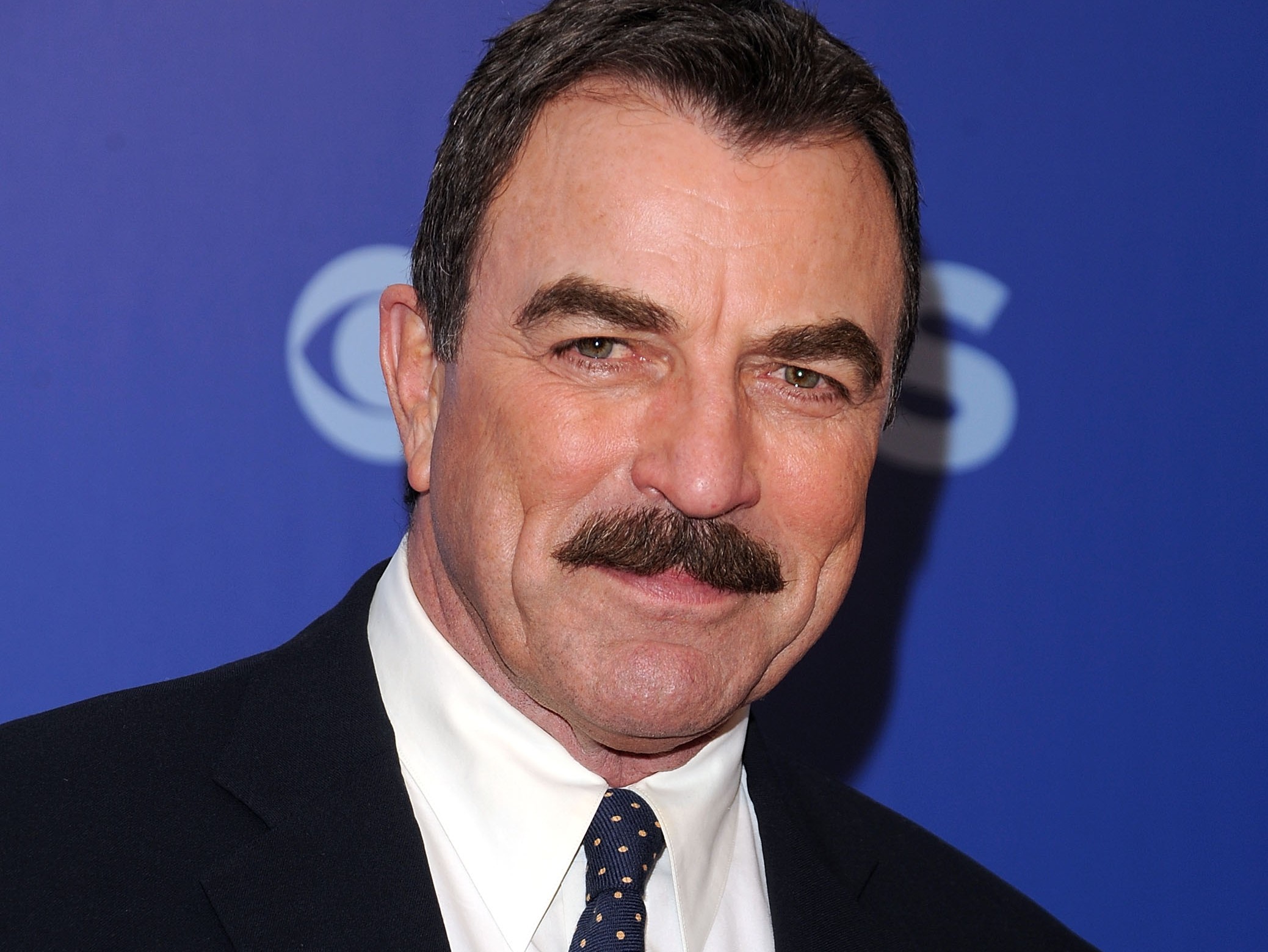 tom-selleck-wallpaper