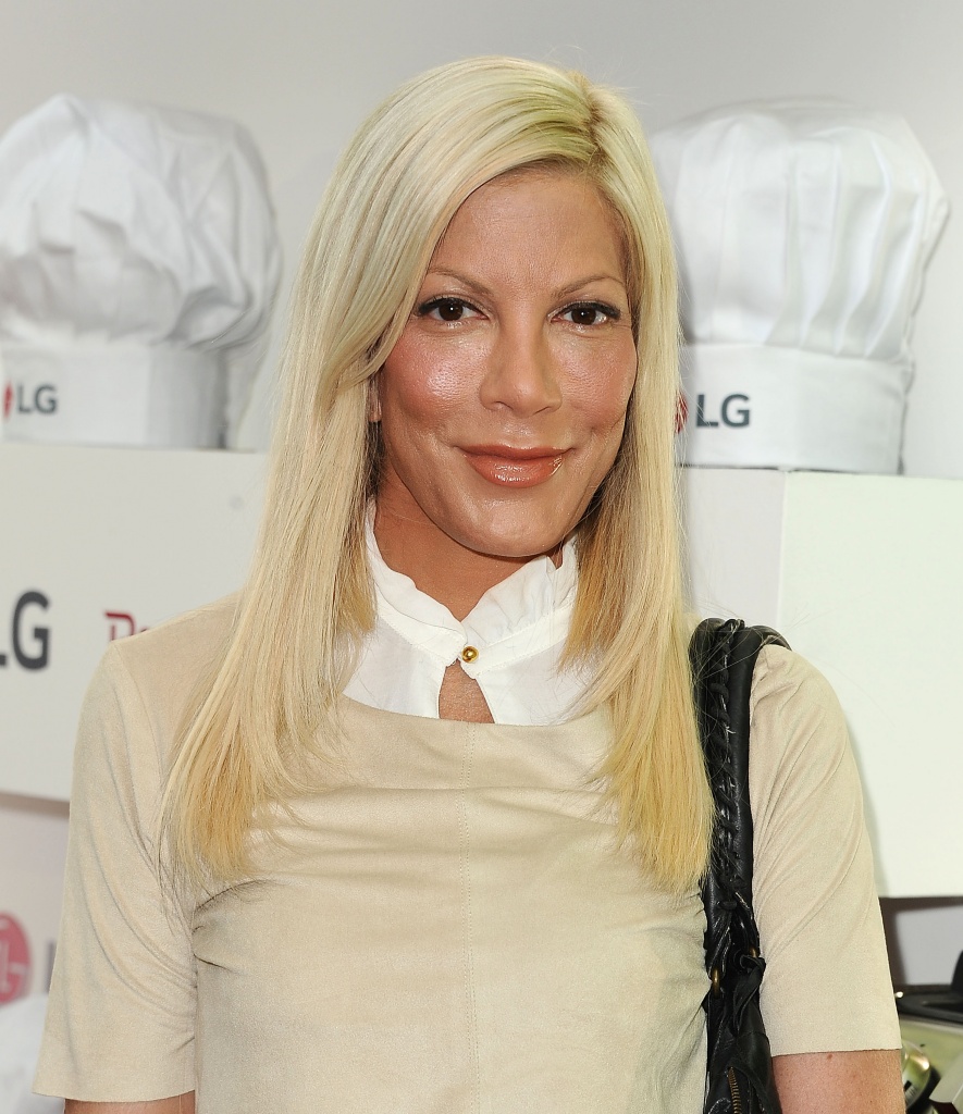 tori-spelling-pictures