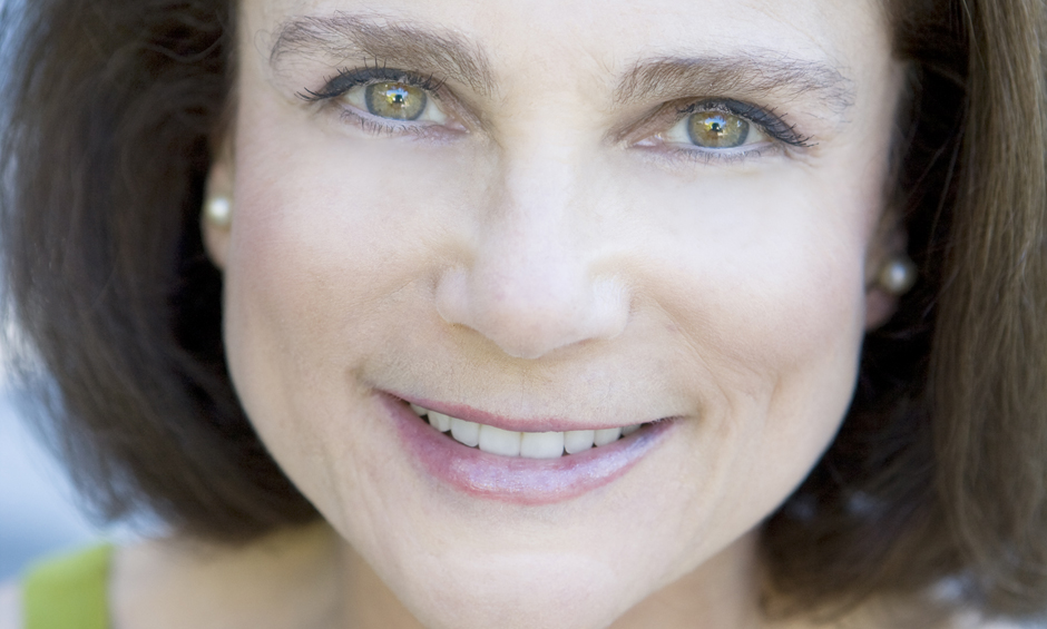 best-pictures-of-tovah-feldshuh