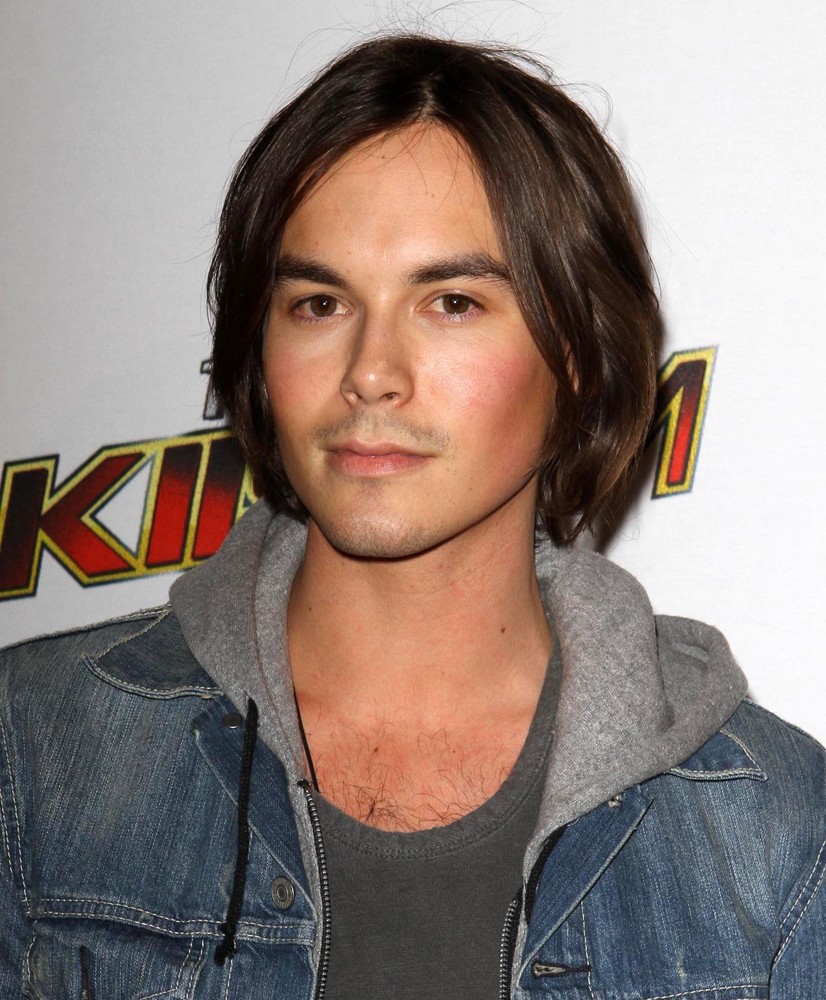 tyler-blackburn-pictures