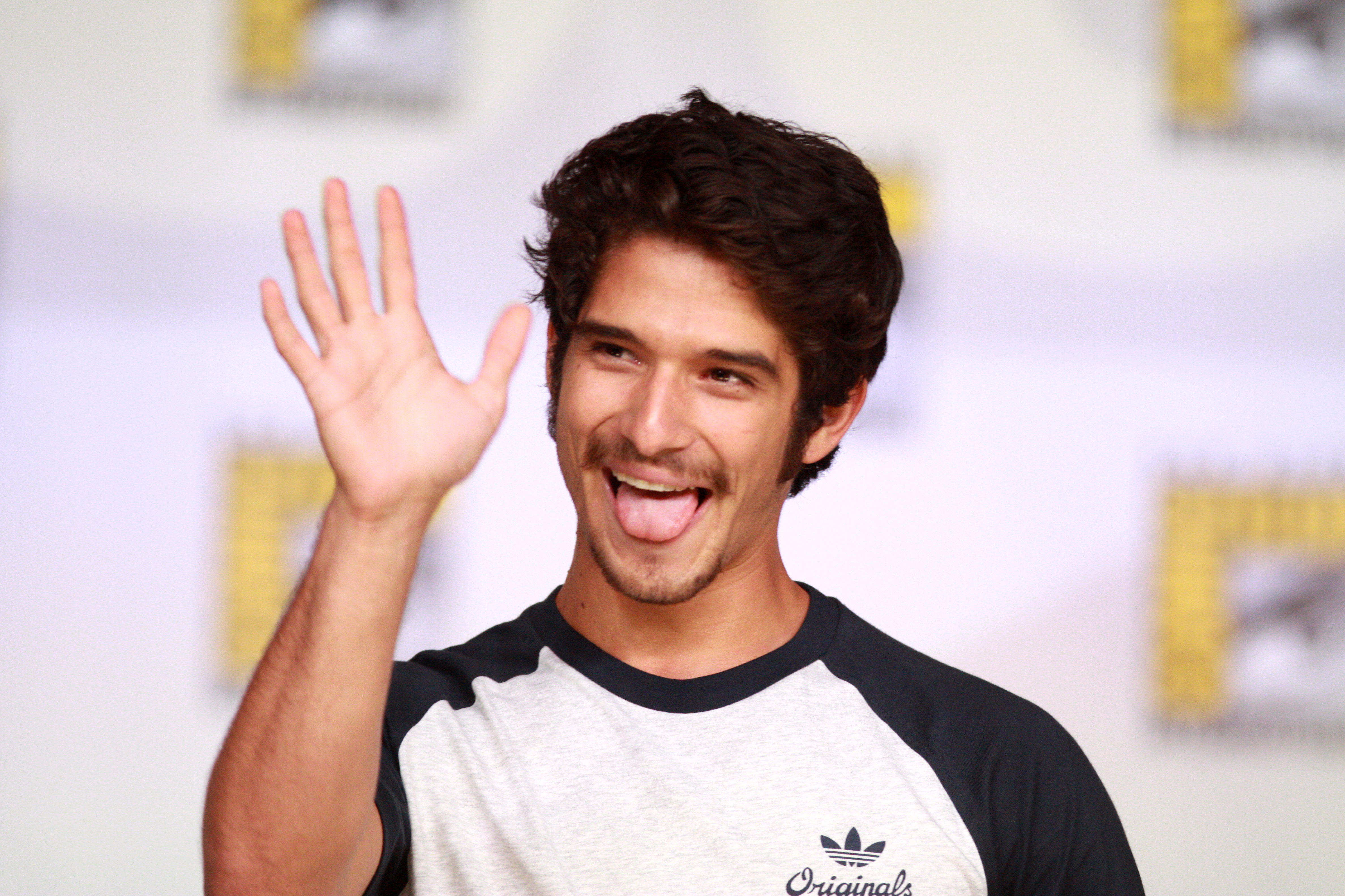 tyler-posey-photos