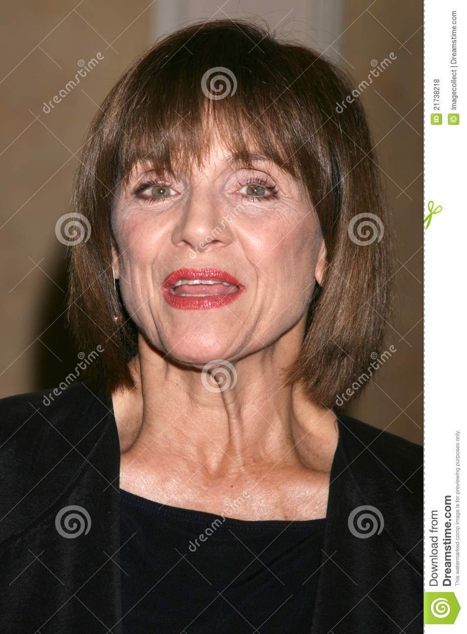 valerie-harper-young