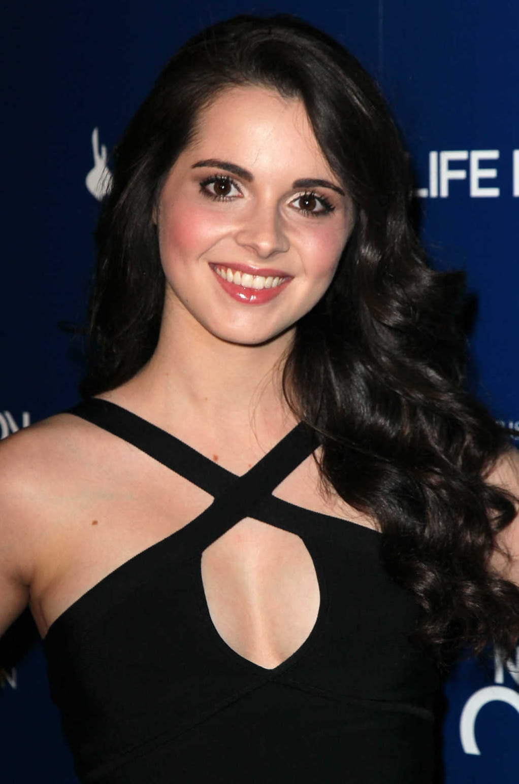 best-pictures-of-vanessa-marano