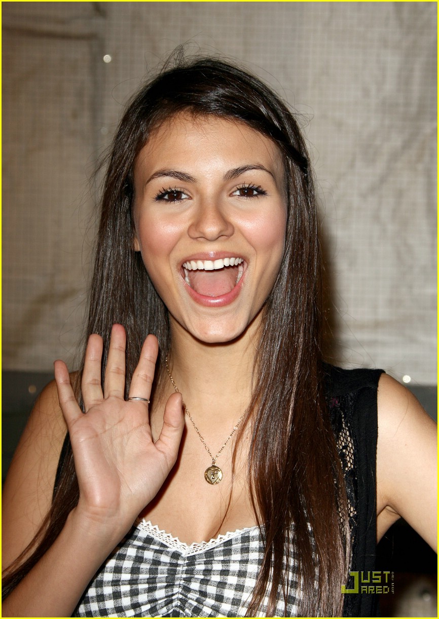 victoria-justice-net-worth