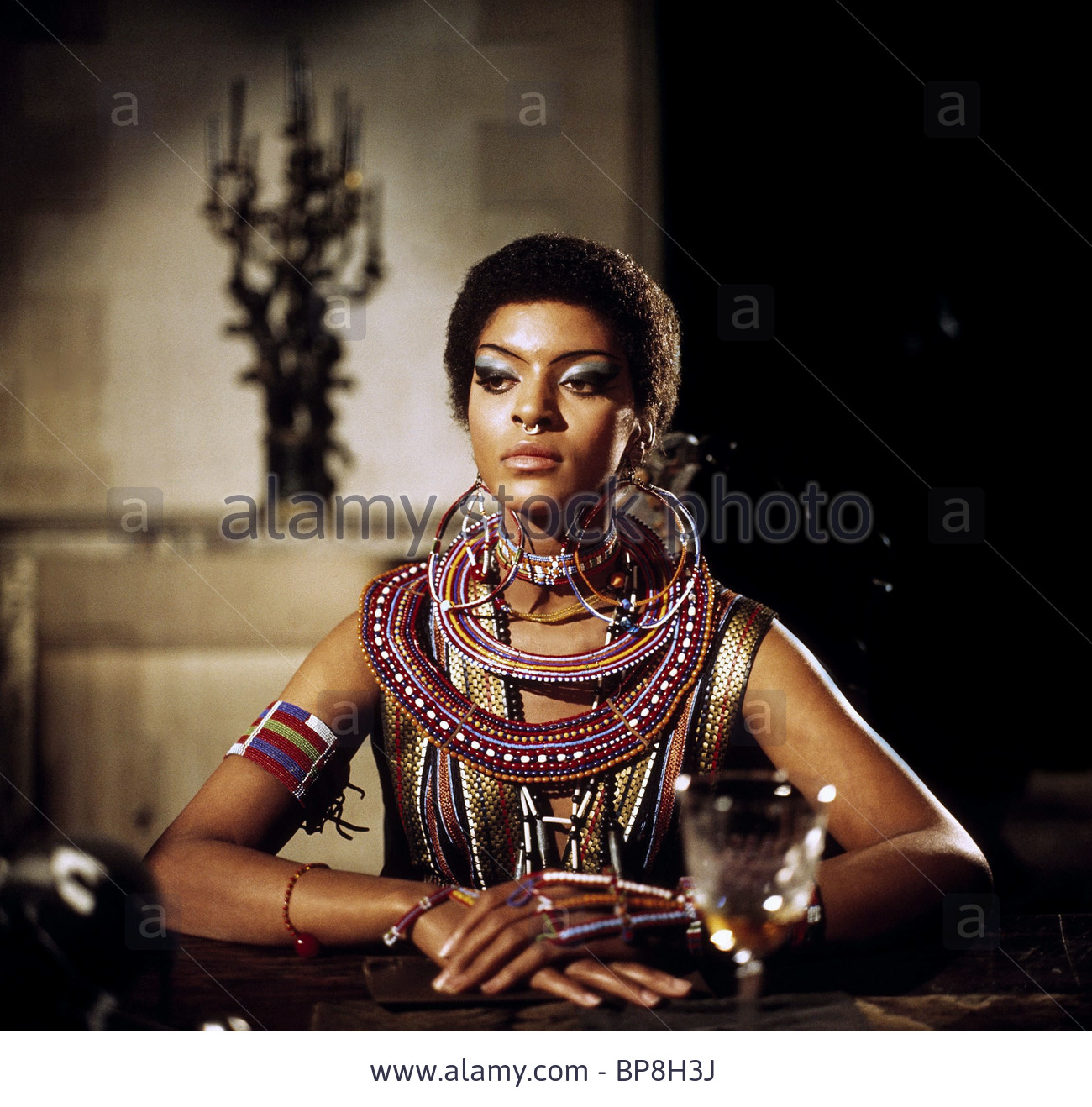 Pictures of Vonetta McGee - Pictures Of Celebrities1300 x 1318